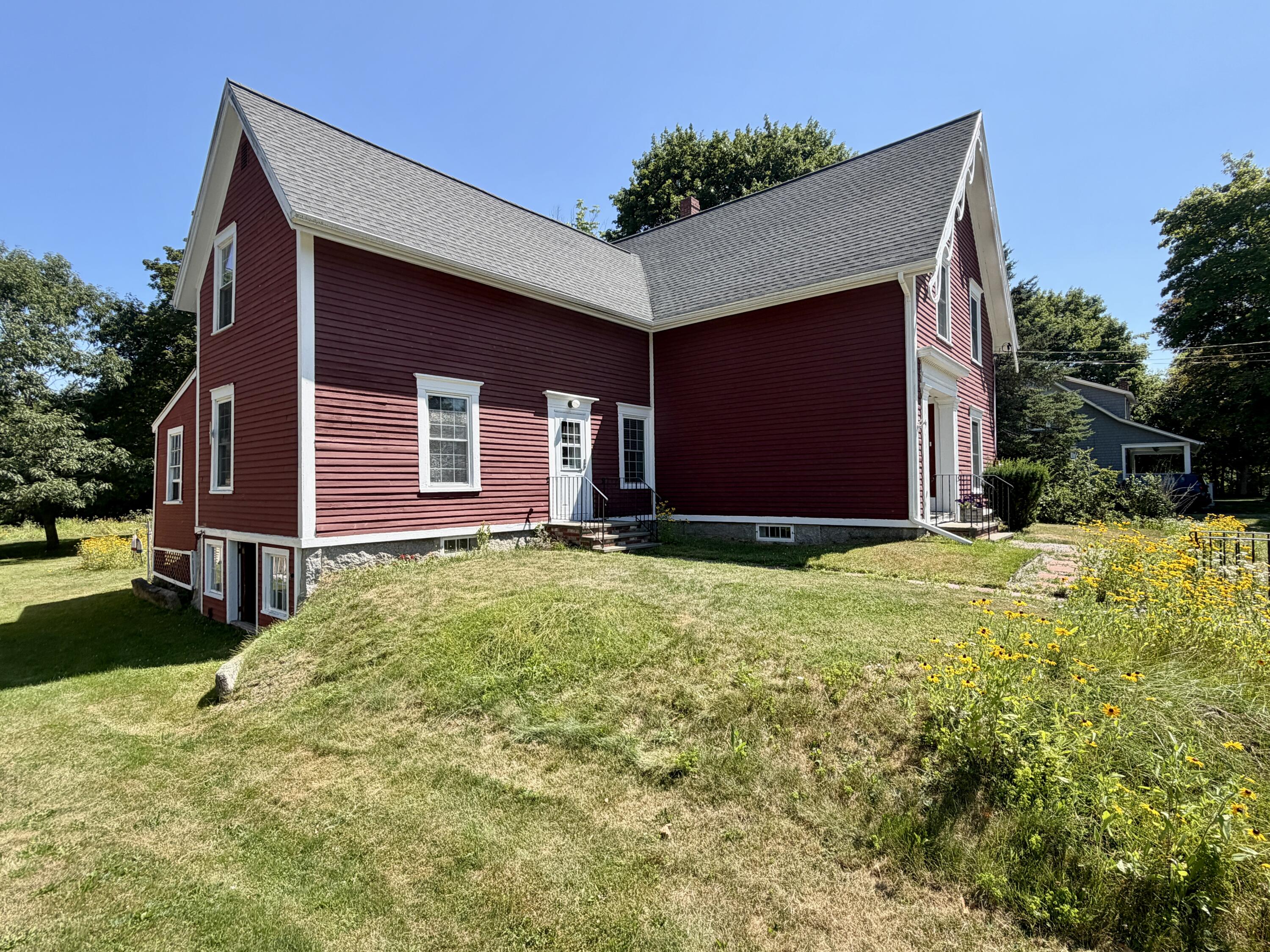 main property photo 4
