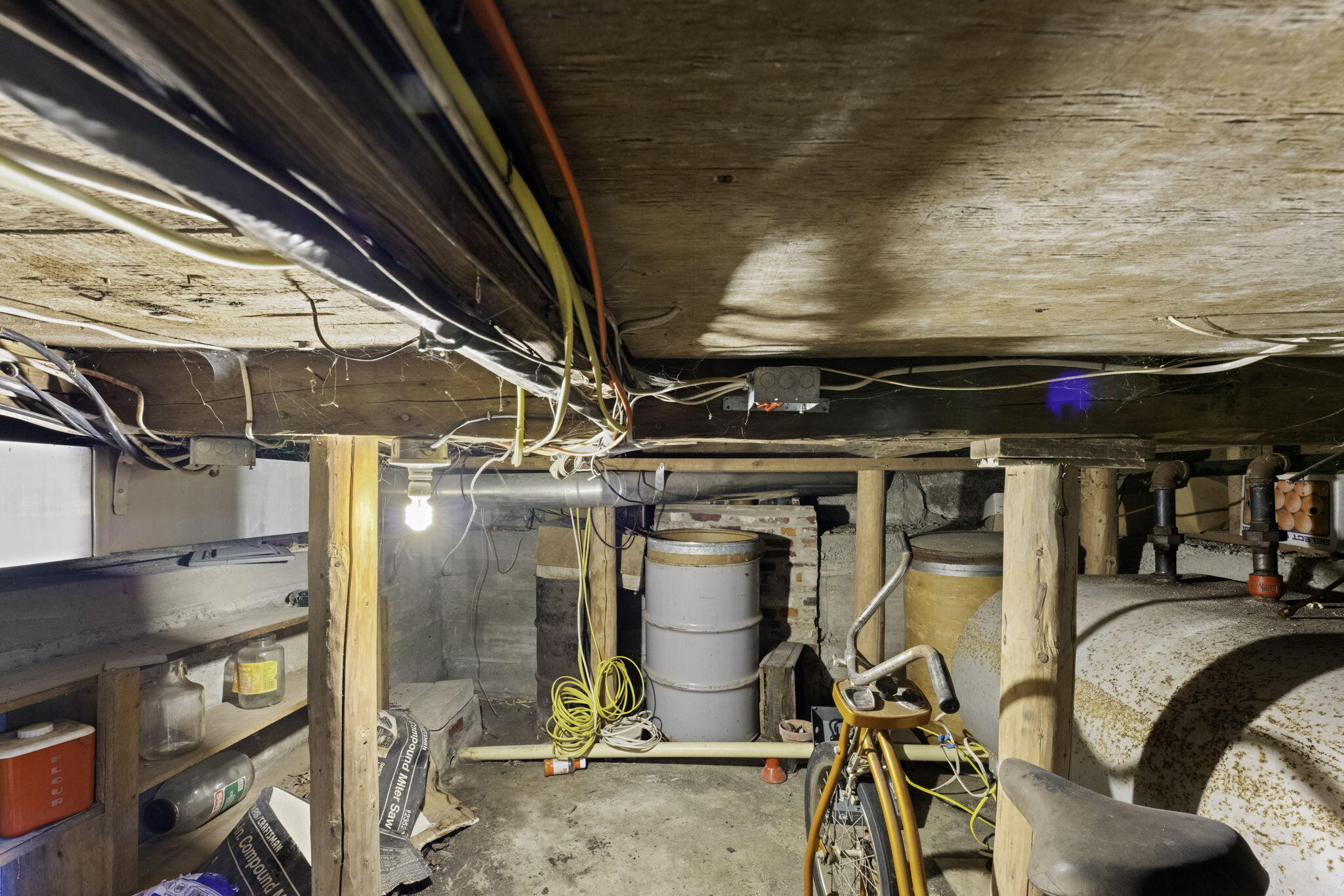 main property photo 46
