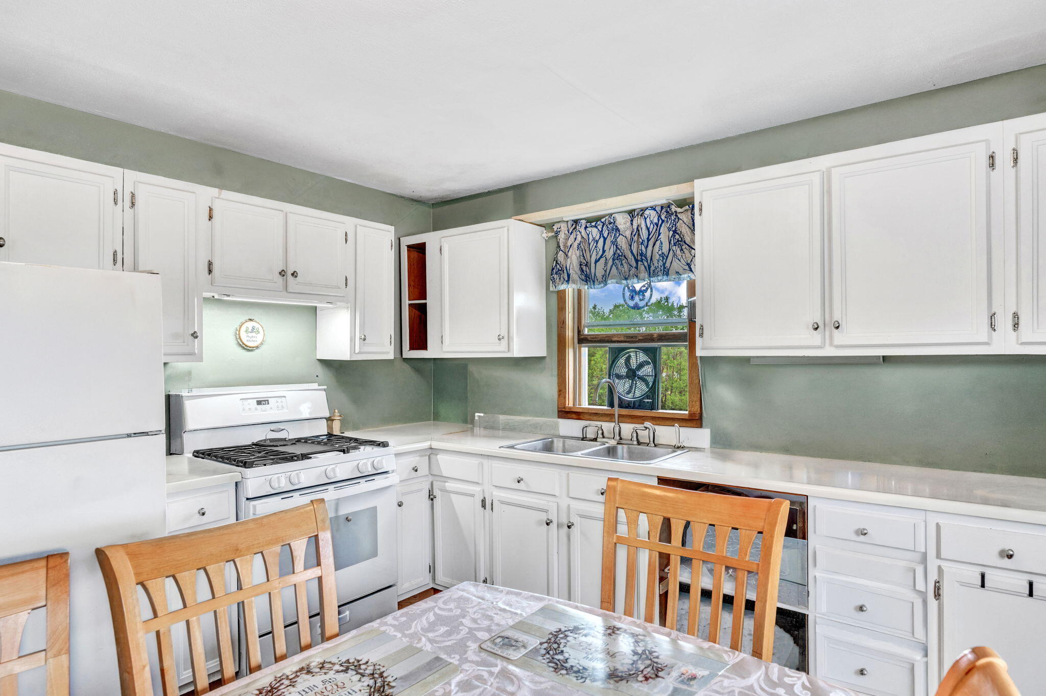 main property photo 63