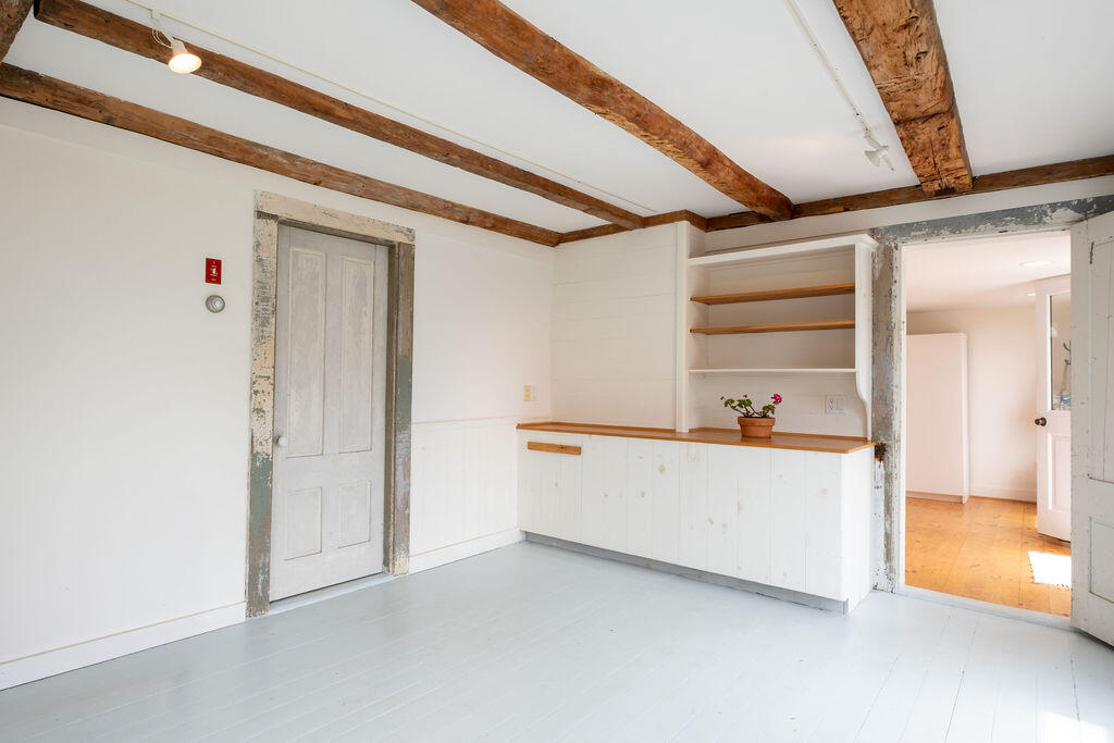 main property photo 59