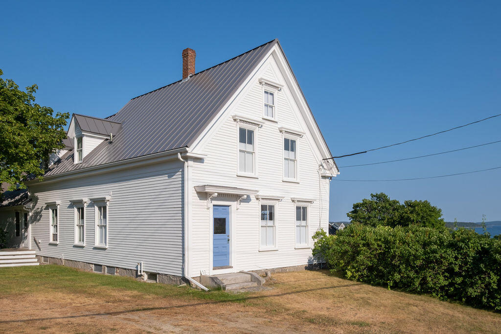 main property photo 74