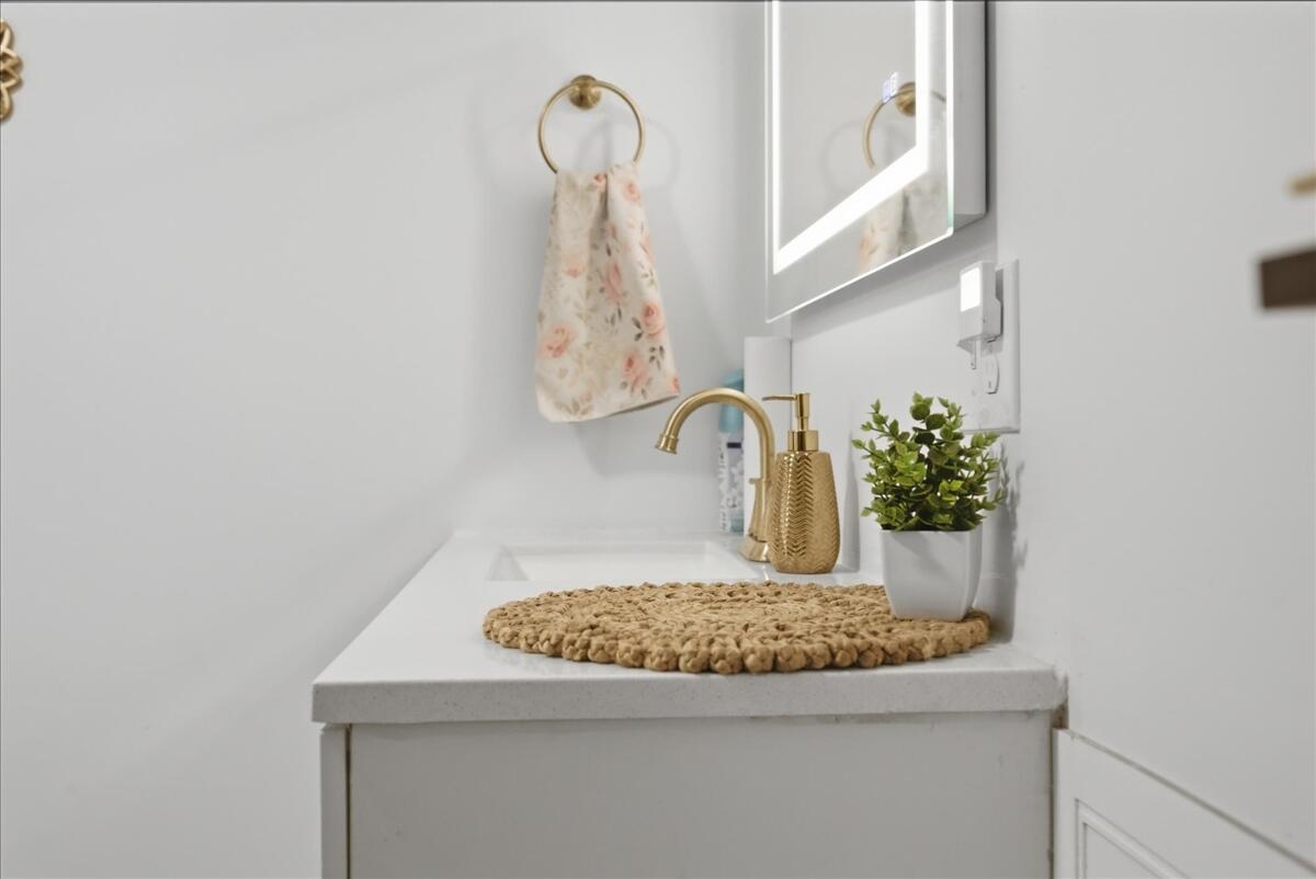 main property photo 68