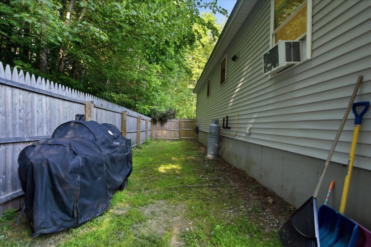 main property photo 90