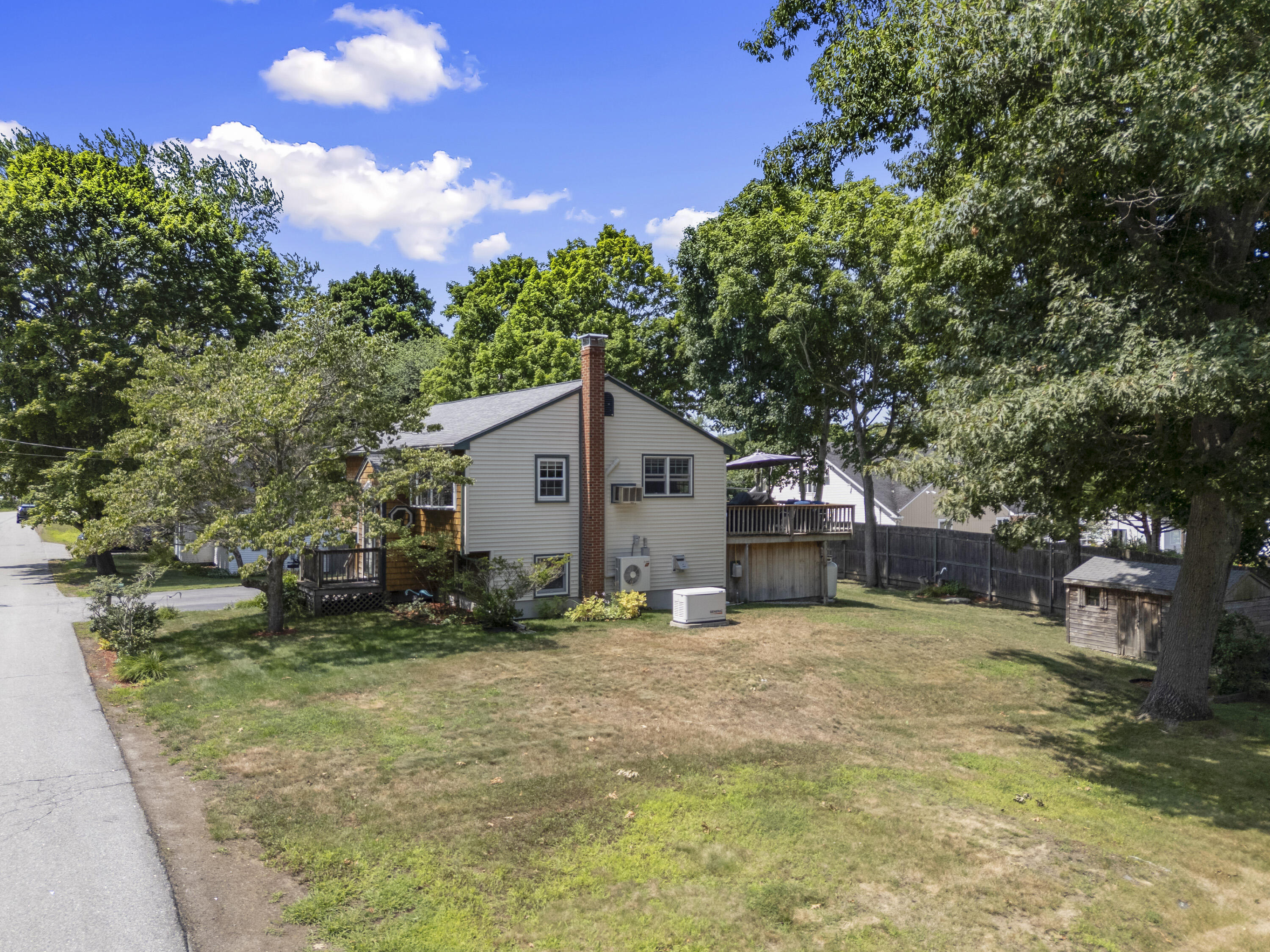 main property photo 36