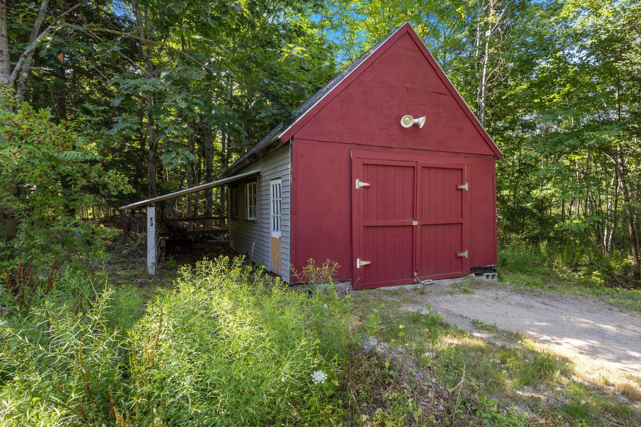 main property photo 20