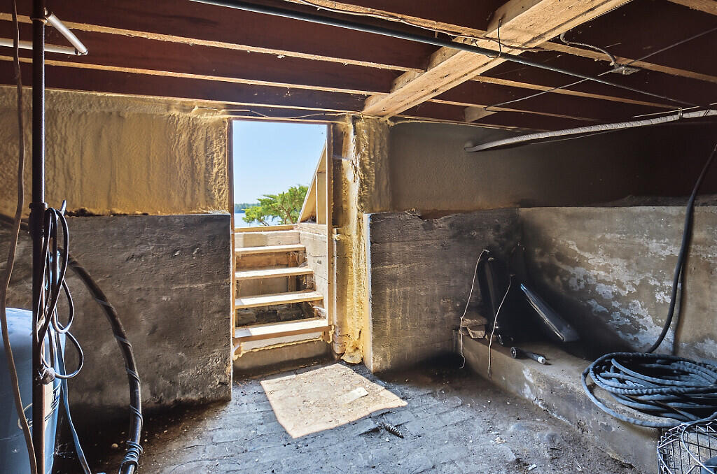 main property photo 56