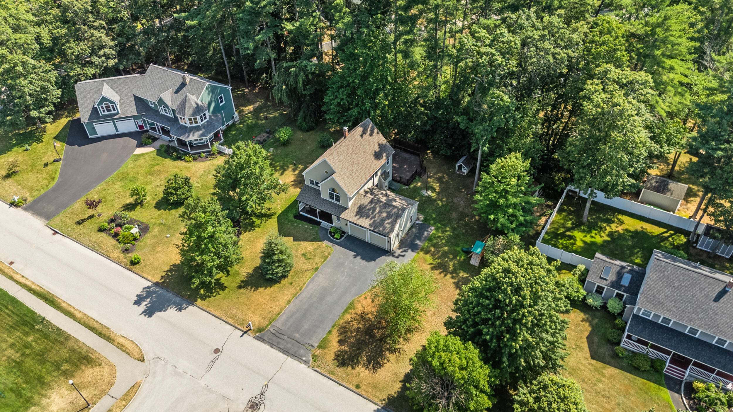 main property photo 41