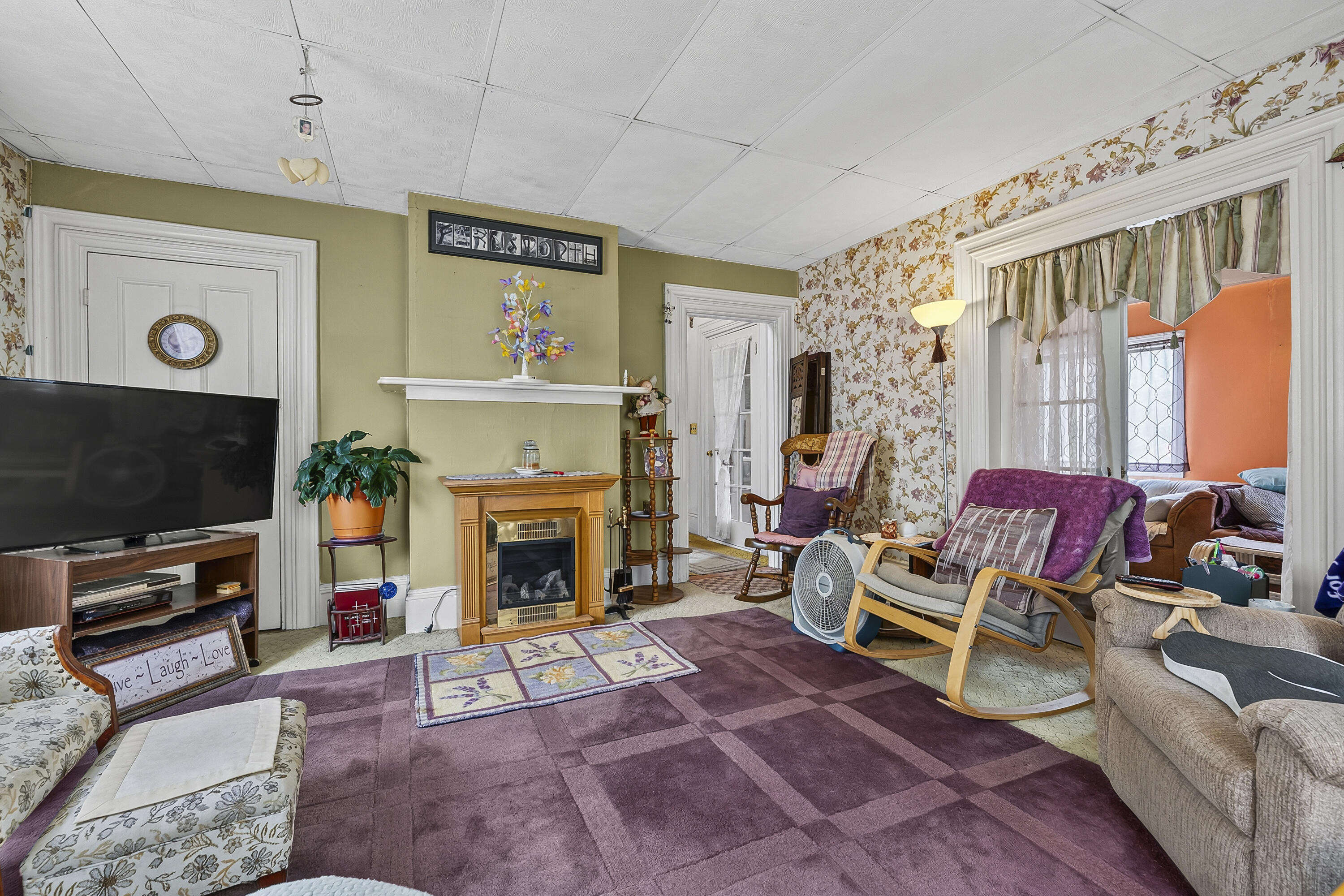 main property photo 11