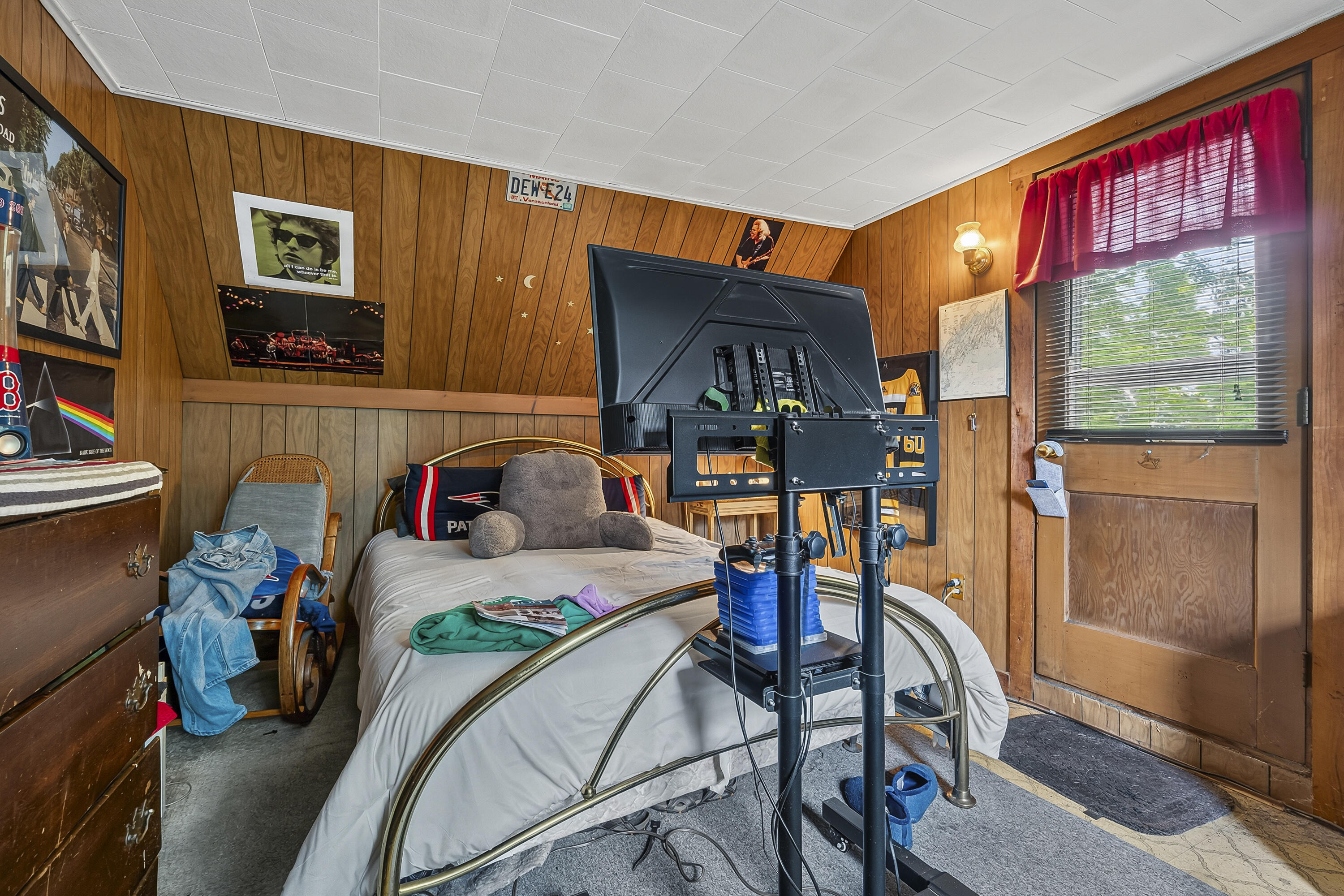 main property photo 30