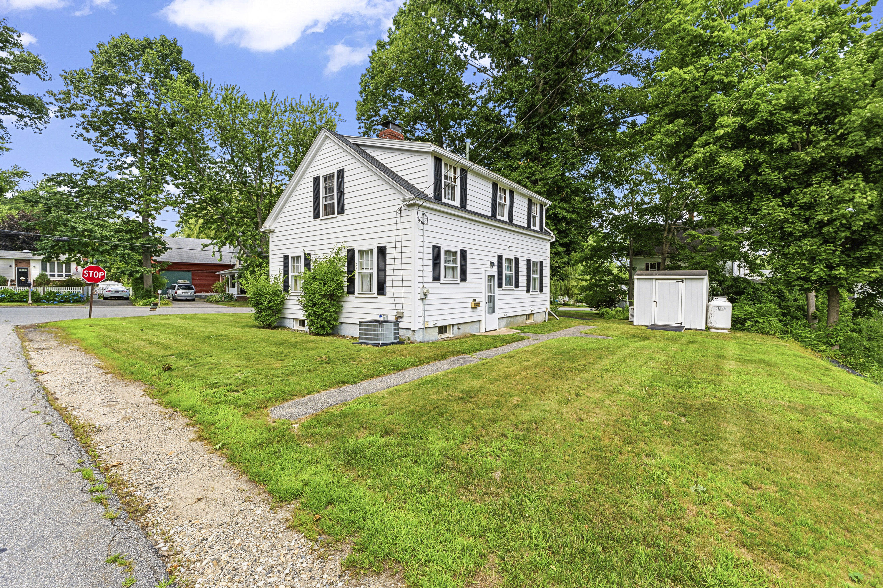 main property photo 38