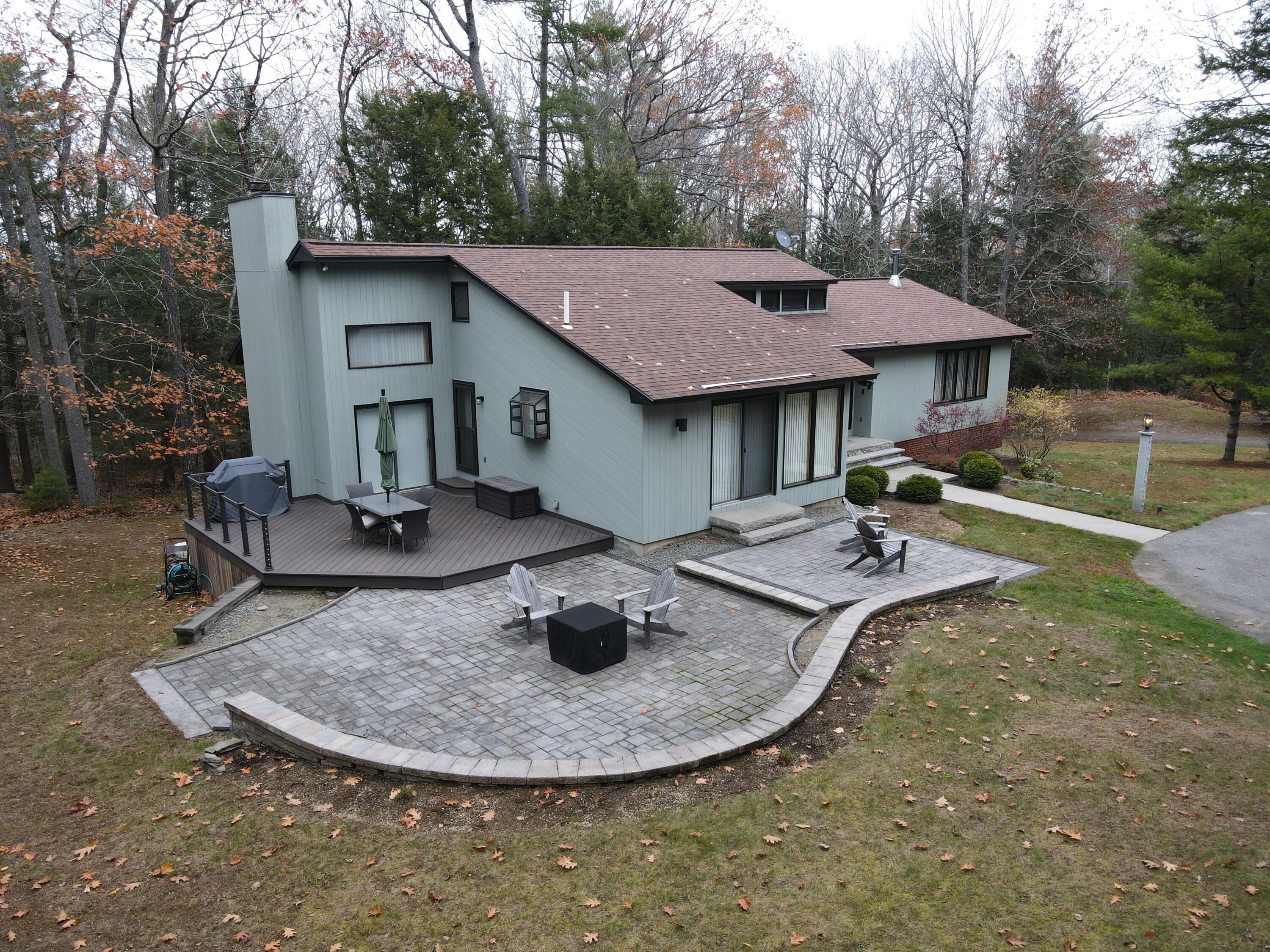 main property photo 35