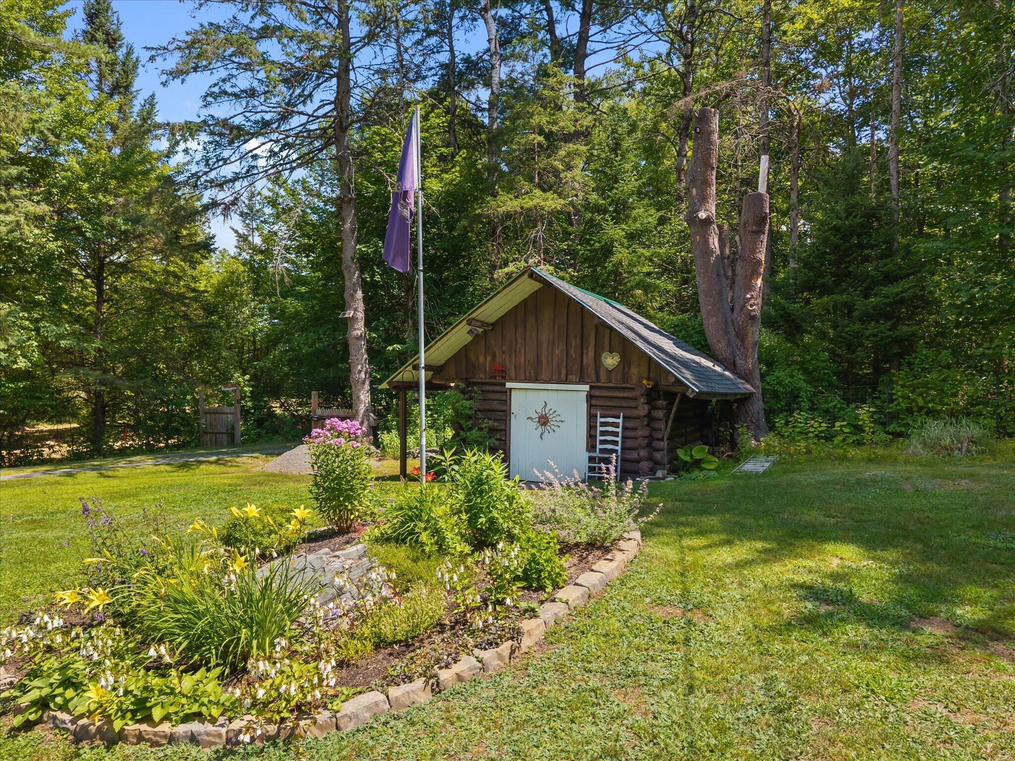 main property photo 37