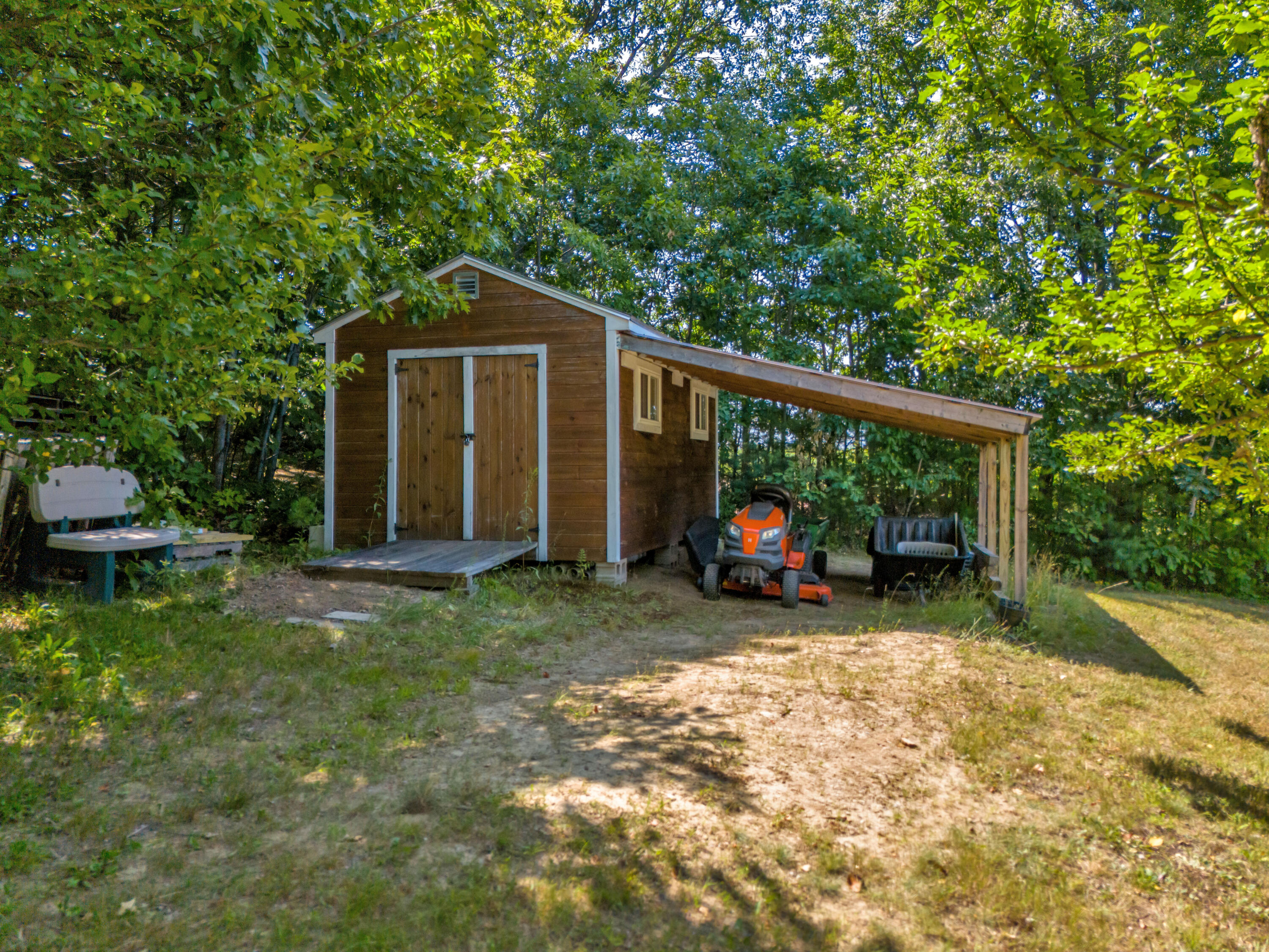main property photo 61