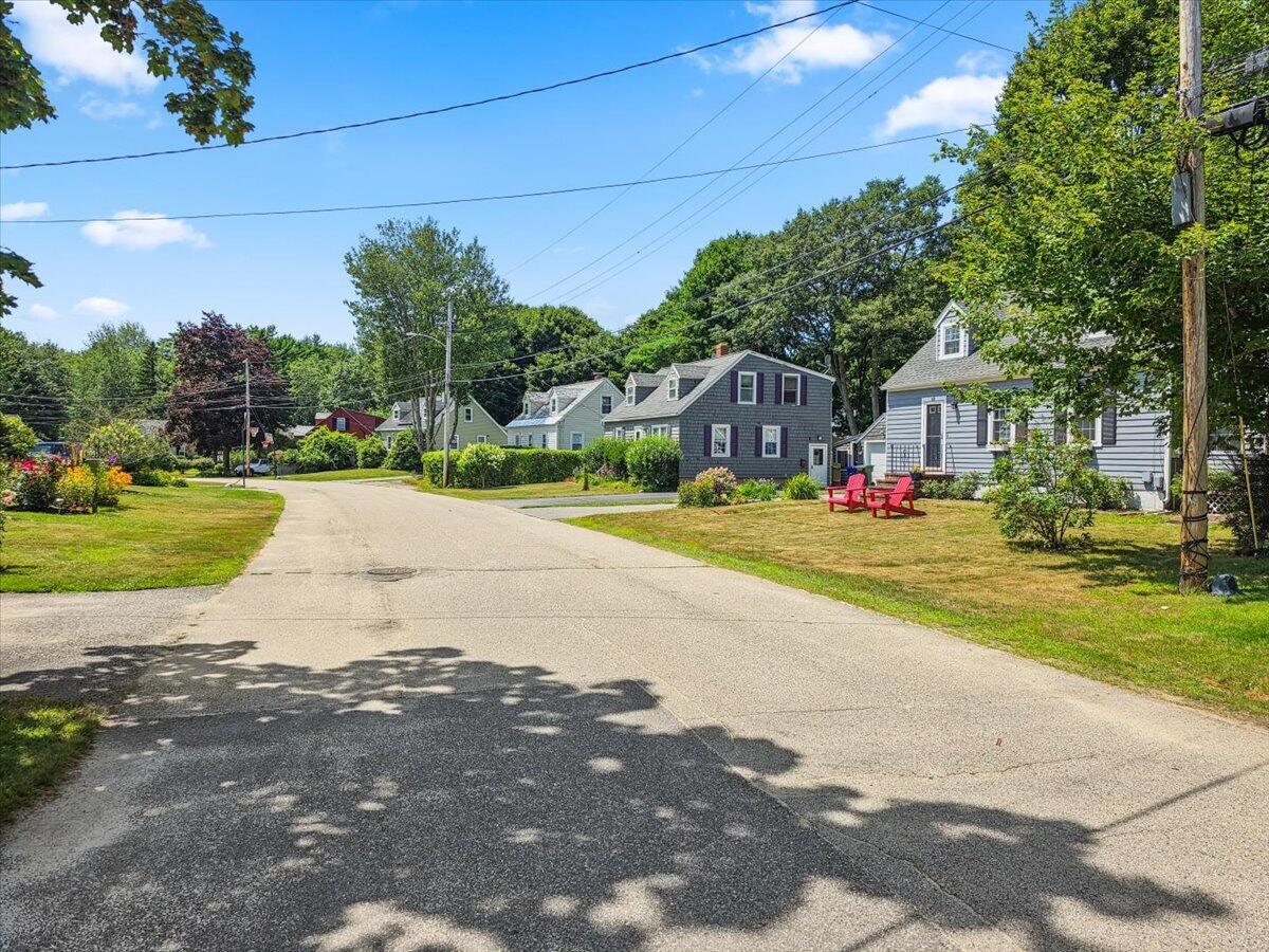 main property photo 41