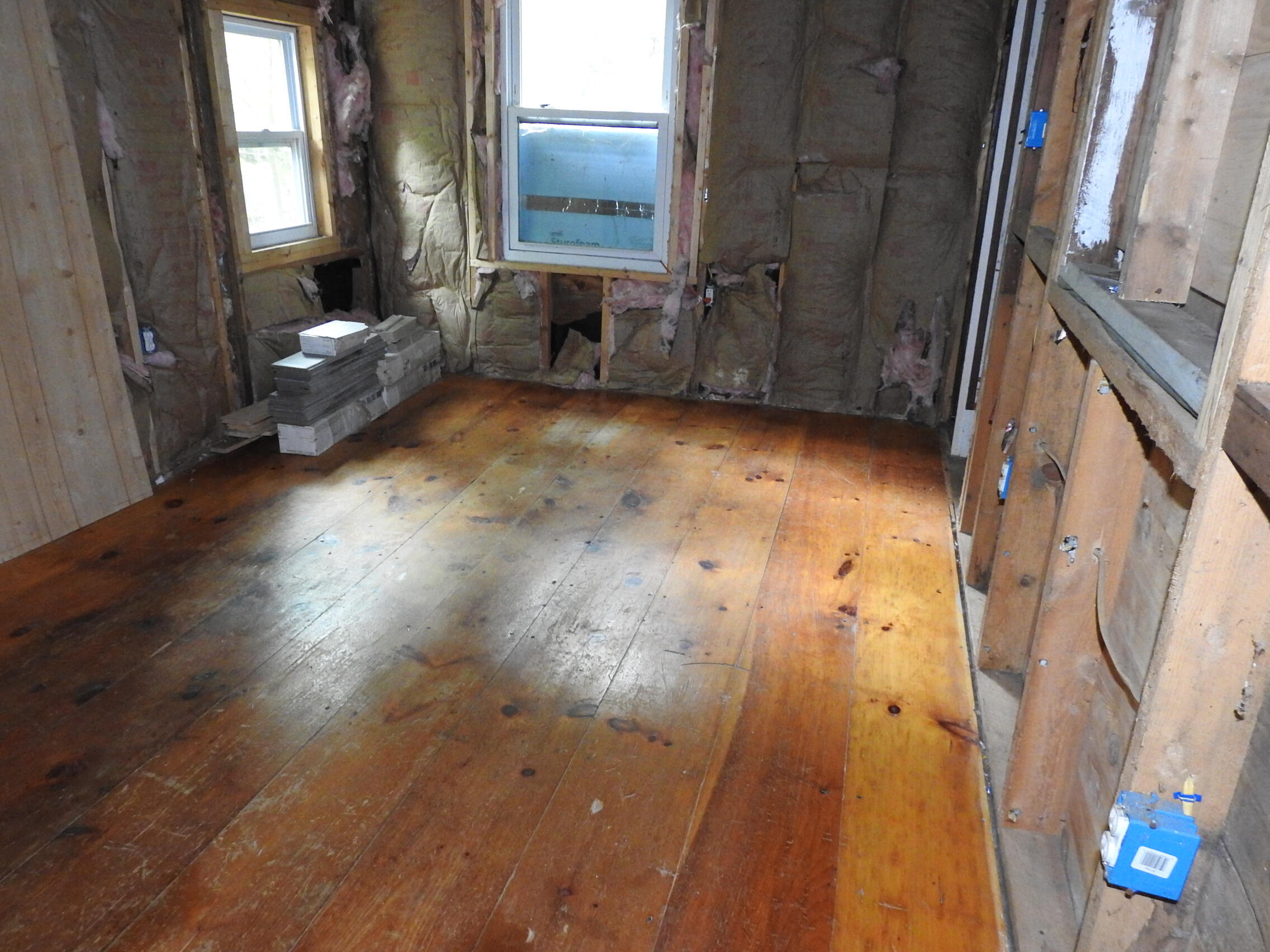 main property photo 30