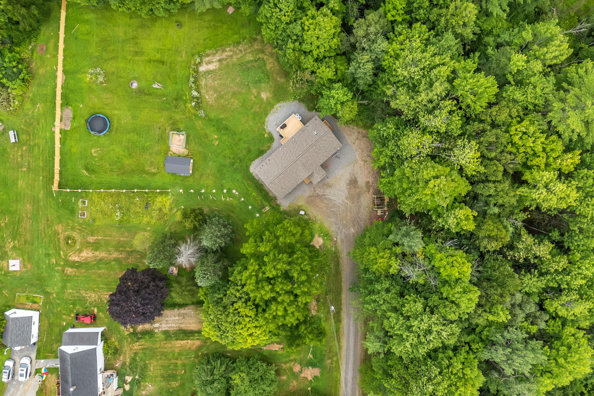 main property photo 49