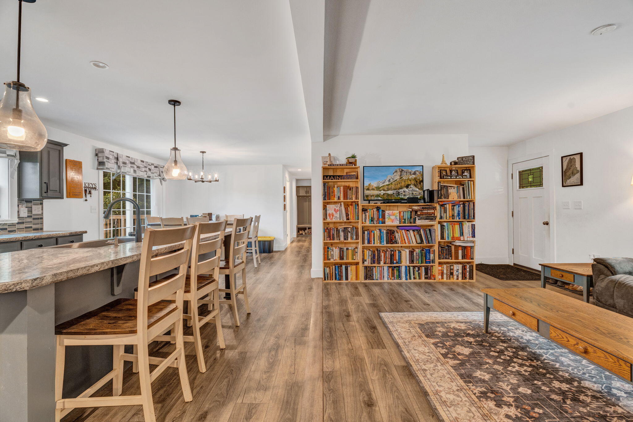 main property photo 7
