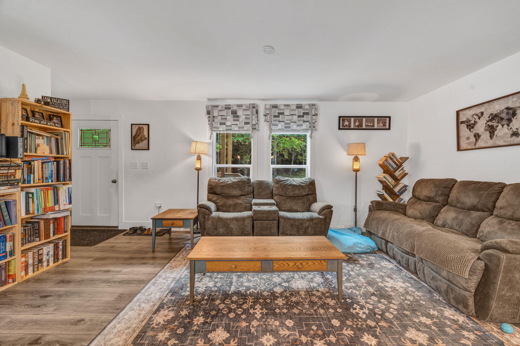 main property photo 8