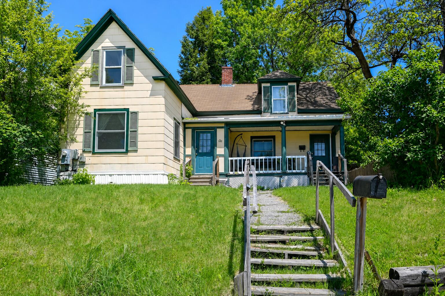 main property photo 5