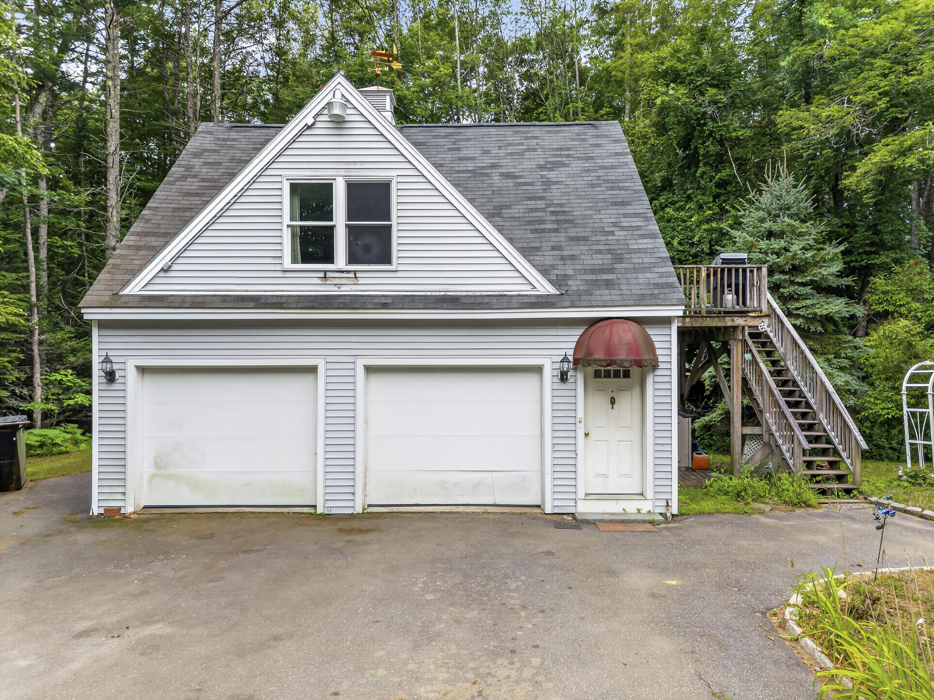 main property photo 39