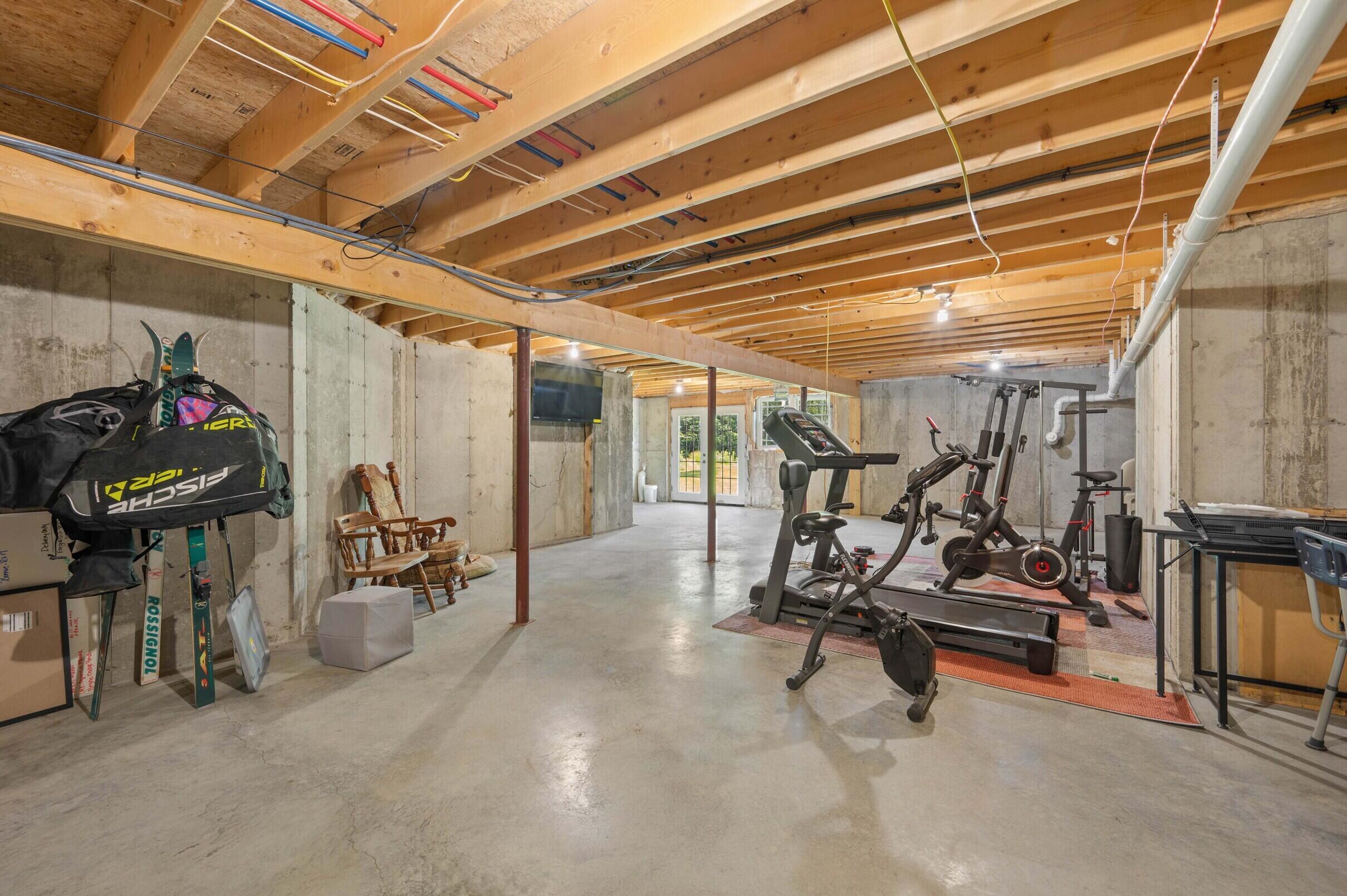 main property photo 50