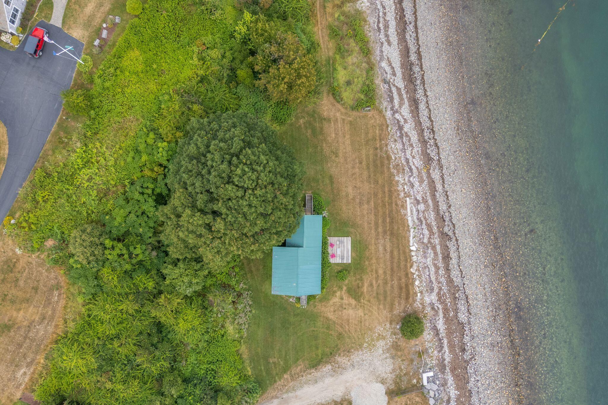 main property photo 40