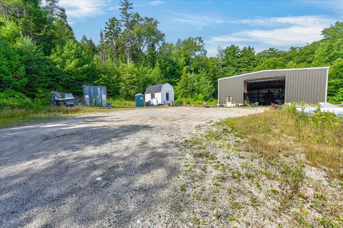 main property photo 9