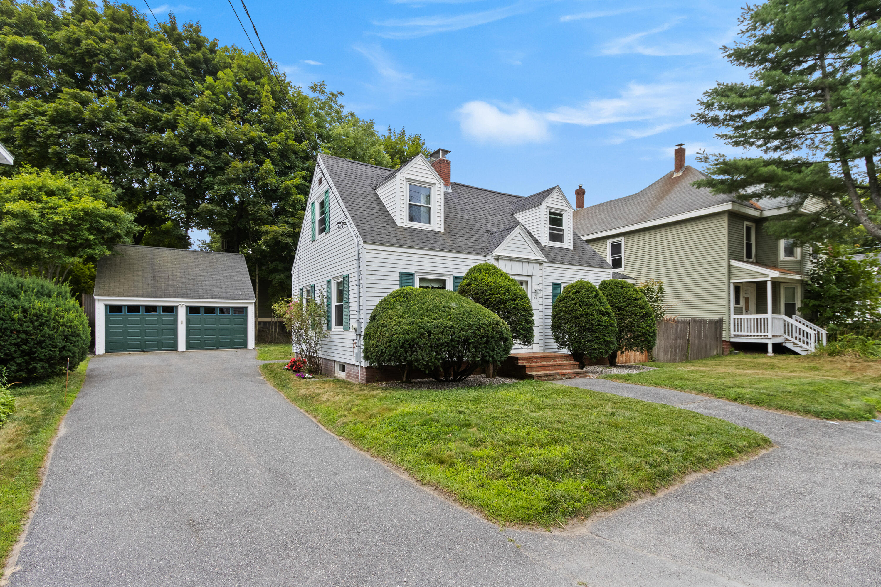 main property photo 0