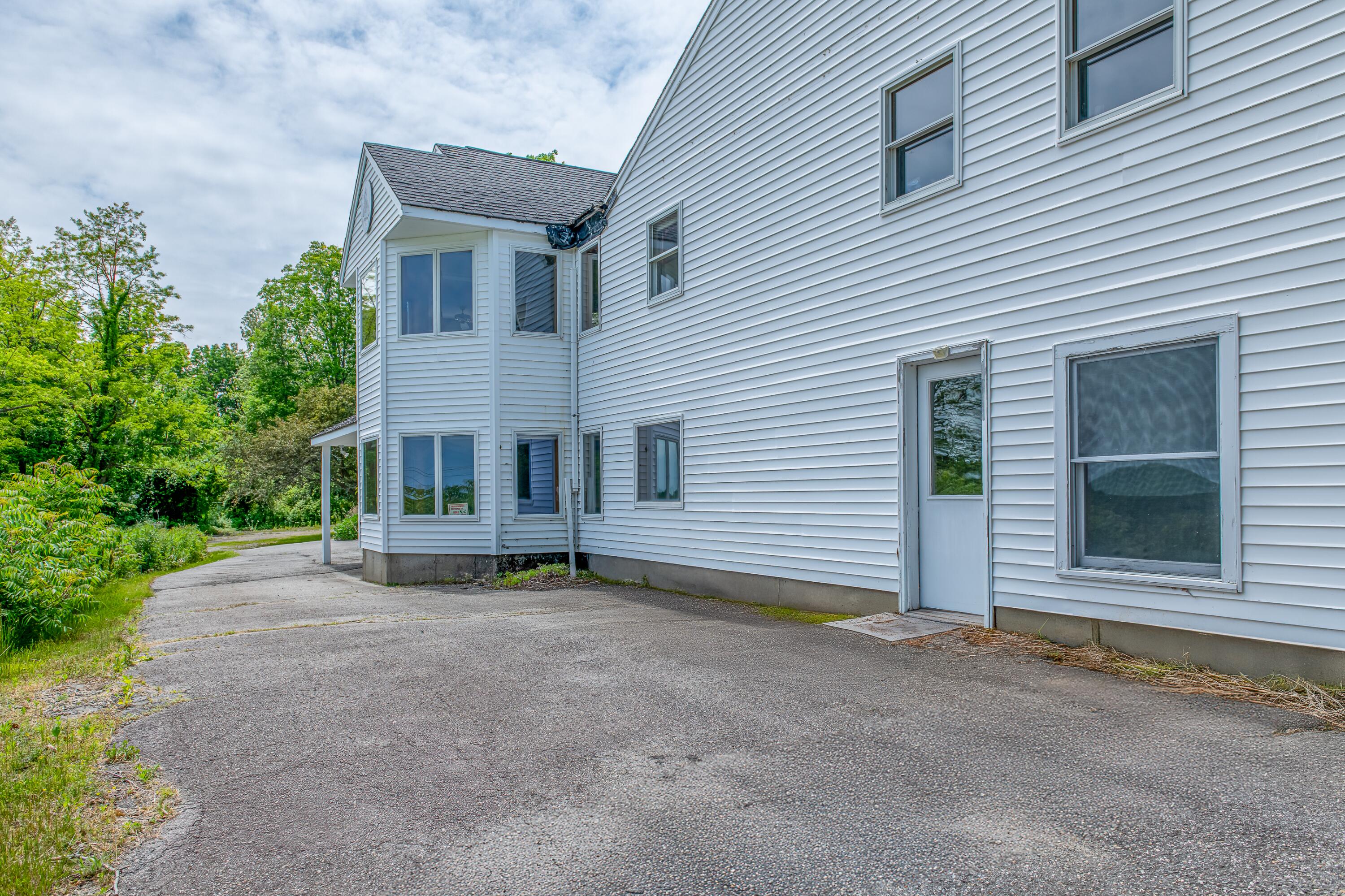 main property photo 19