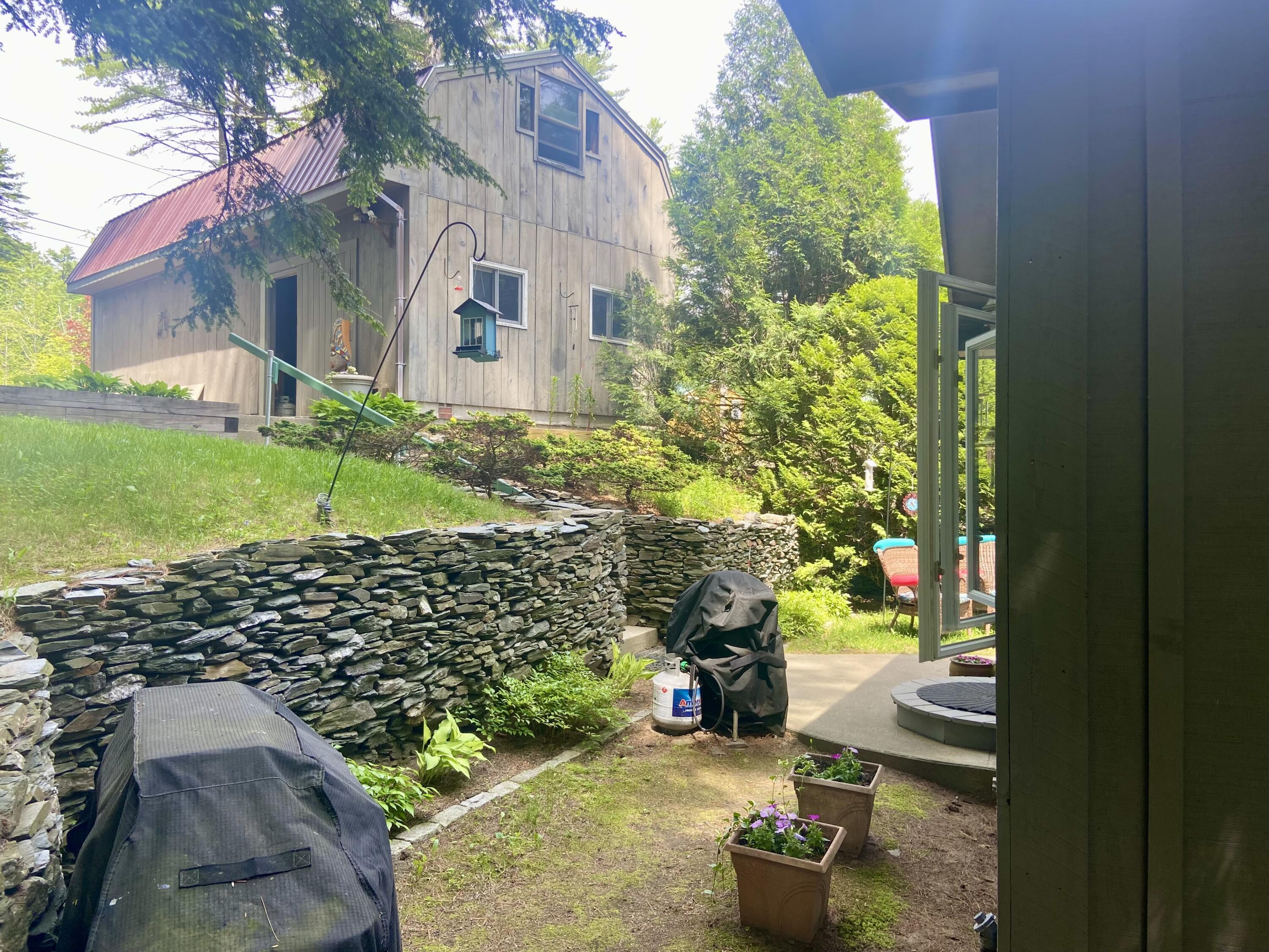main property photo 33