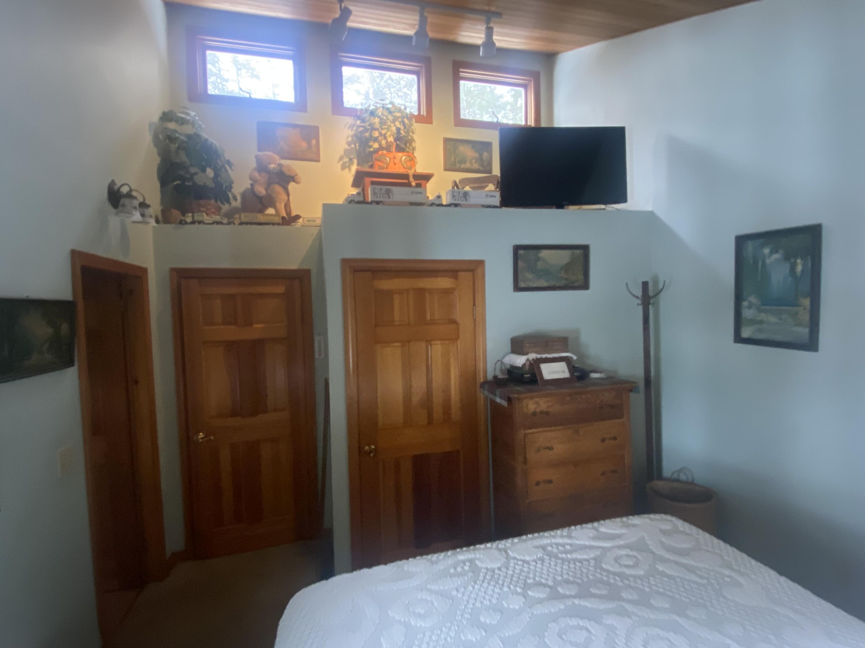 main property photo 64