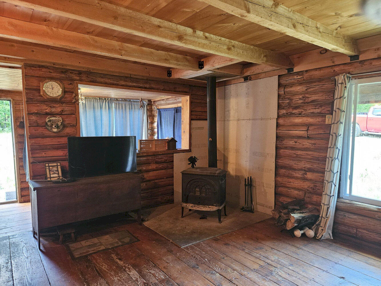 main property photo 11