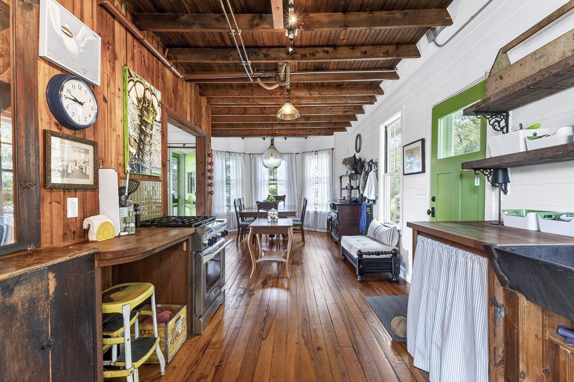 main property photo 23