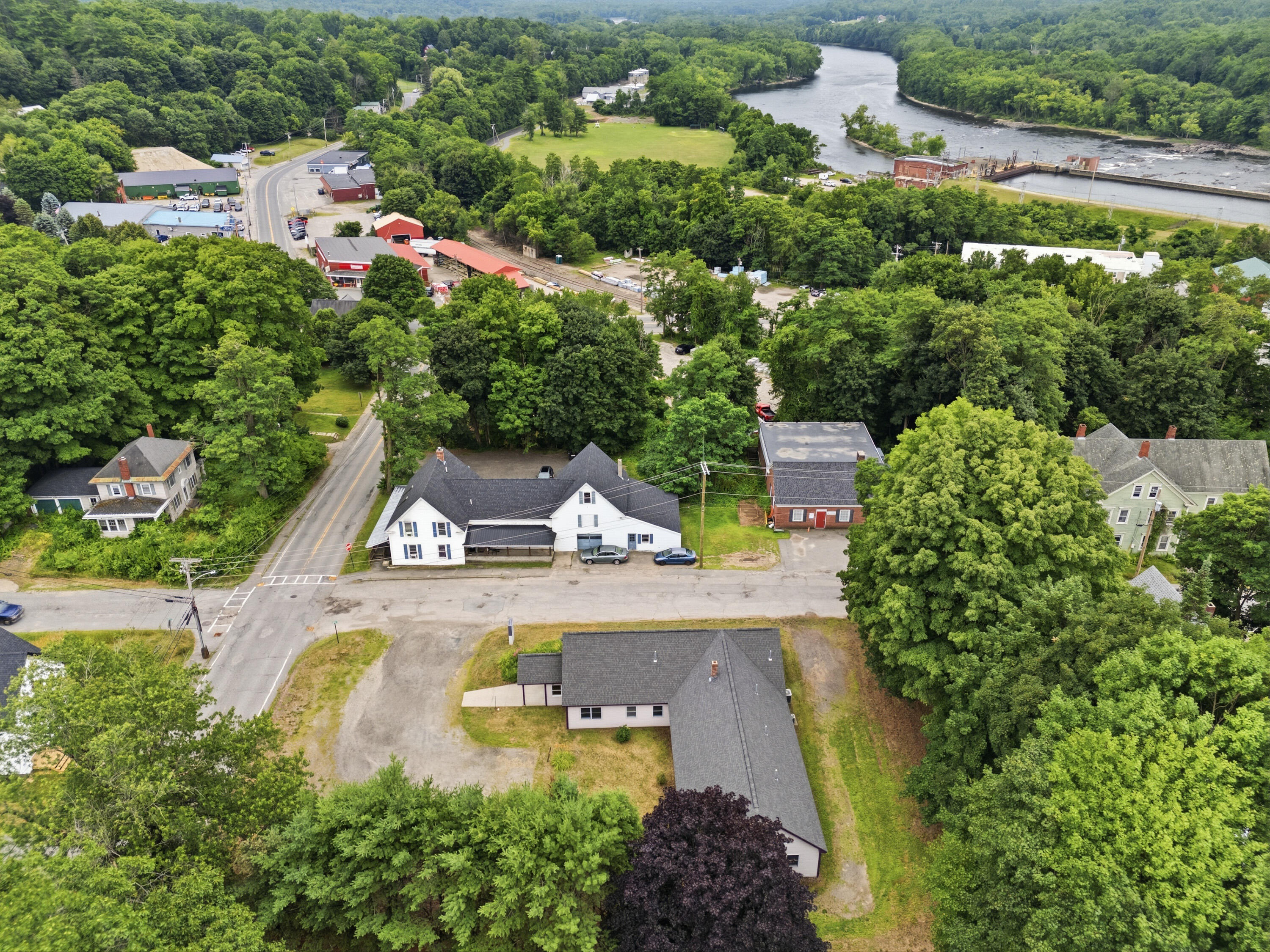 main property photo 77