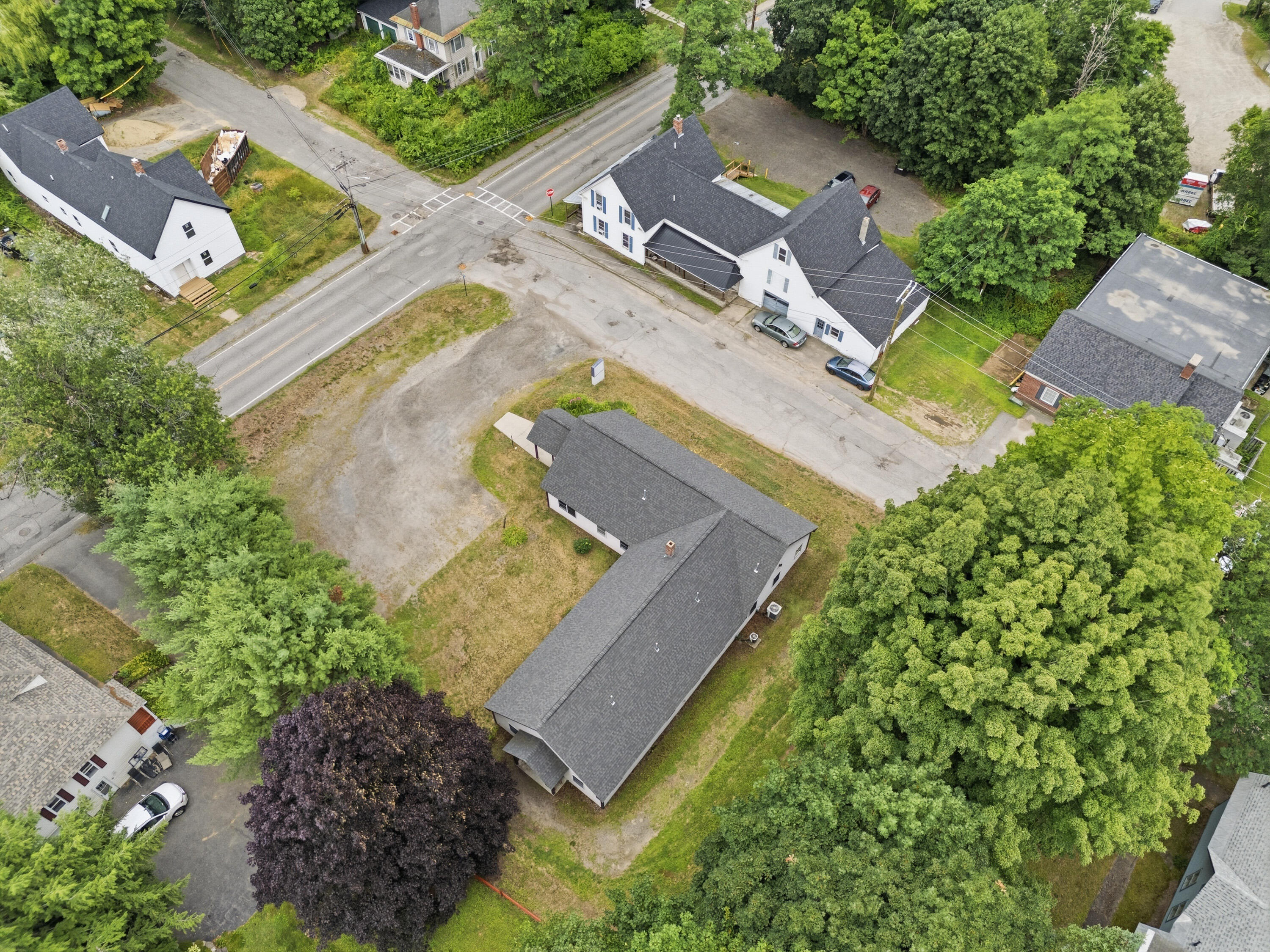 main property photo 78