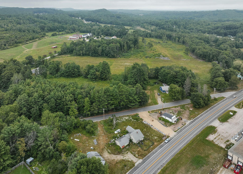 main property photo 9