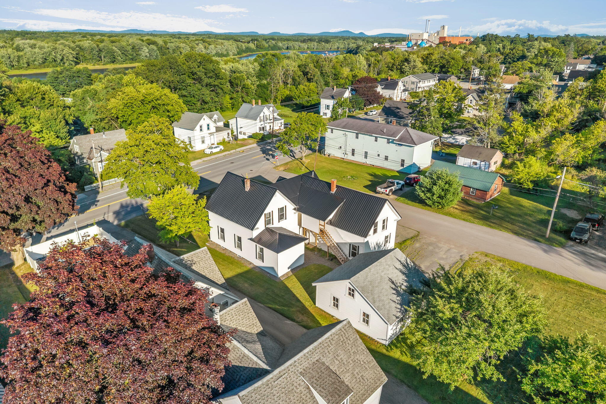 main property photo 38