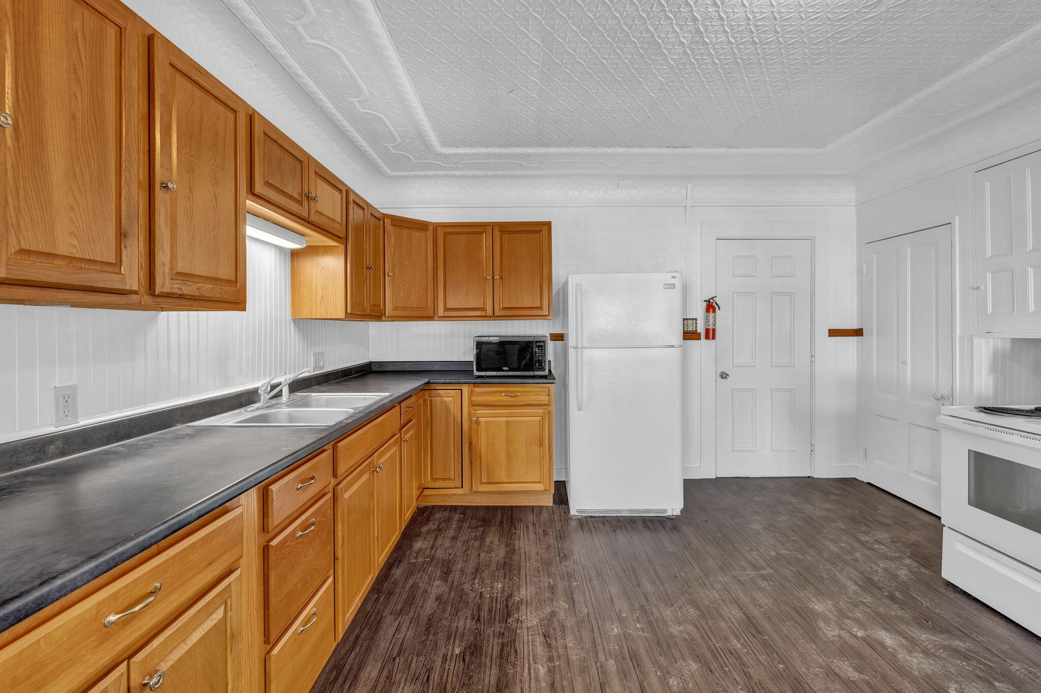 main property photo 67