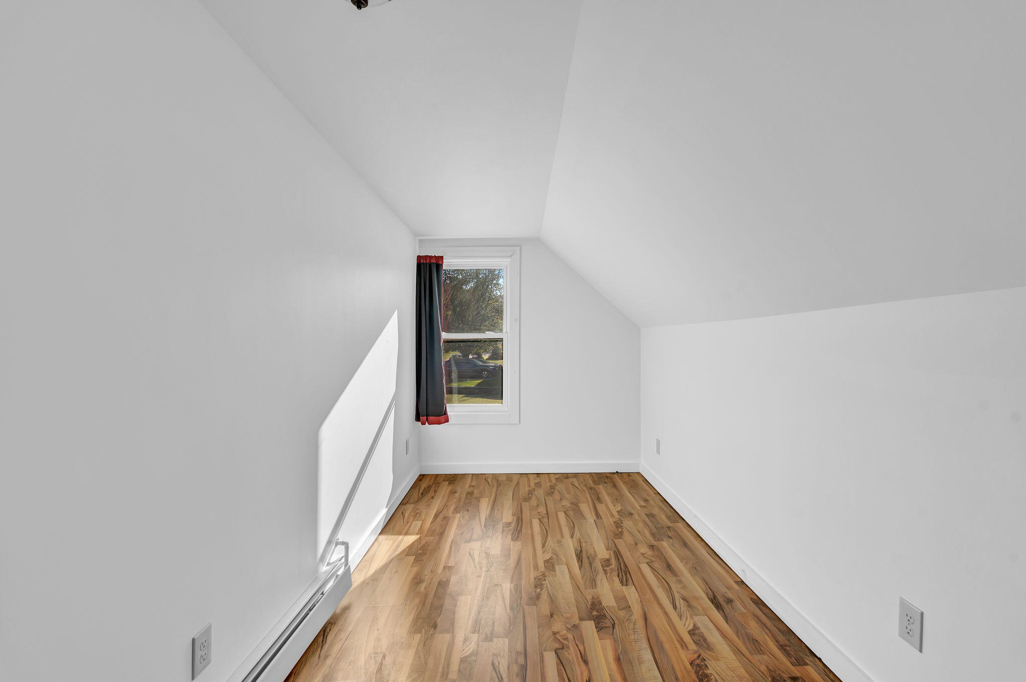 main property photo 77