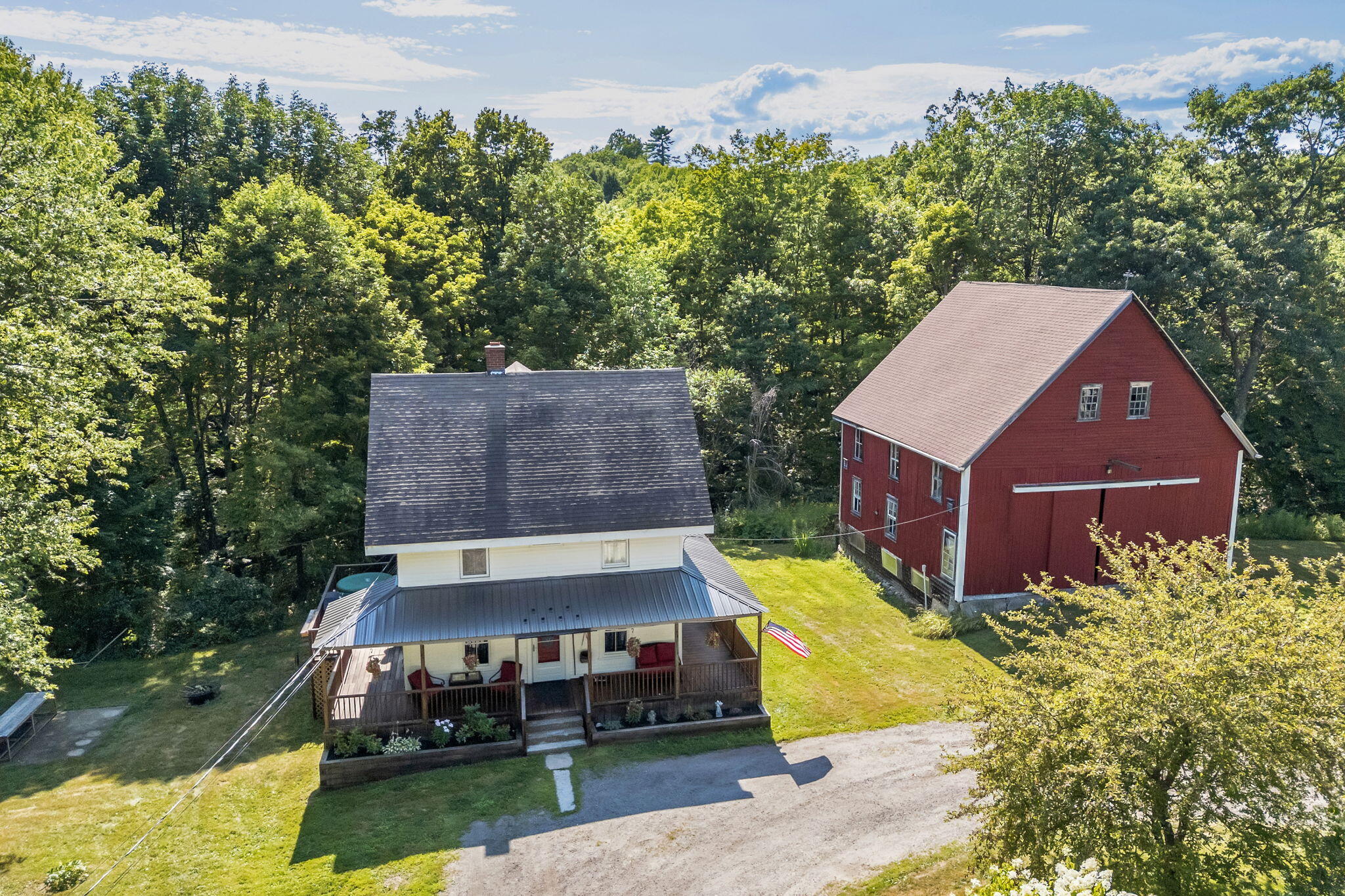main property photo 74