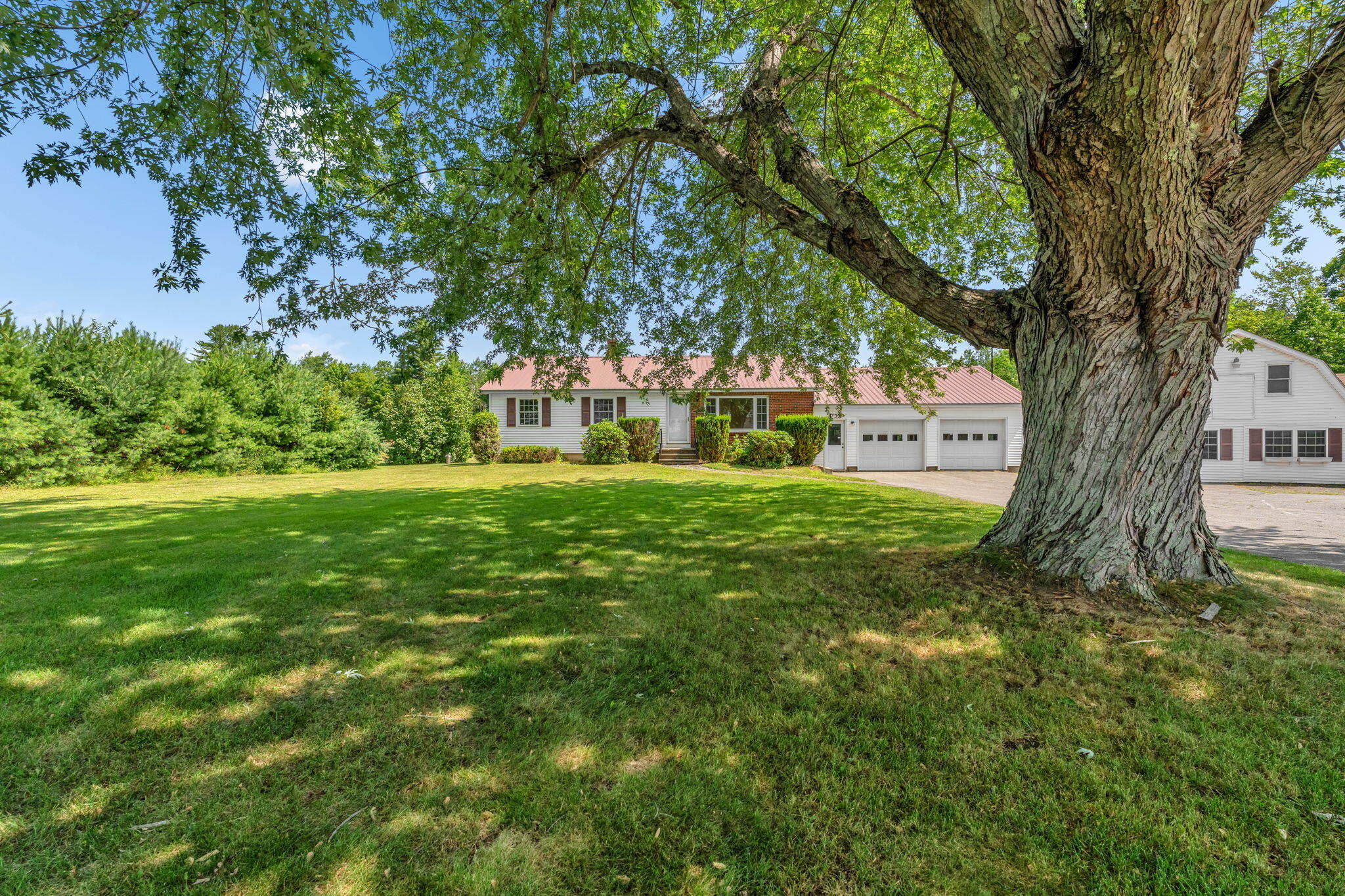 main property photo 61