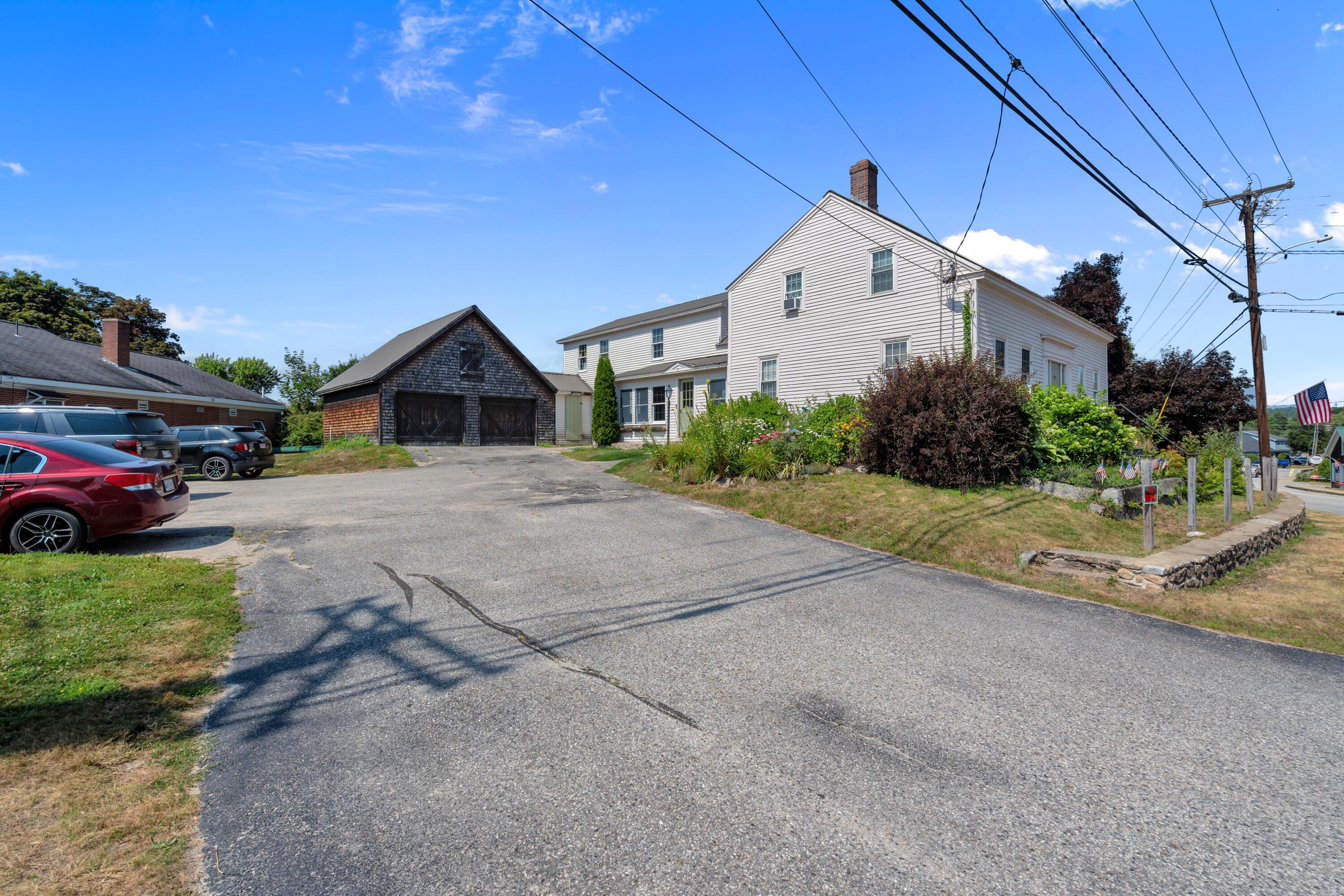 main property photo 3
