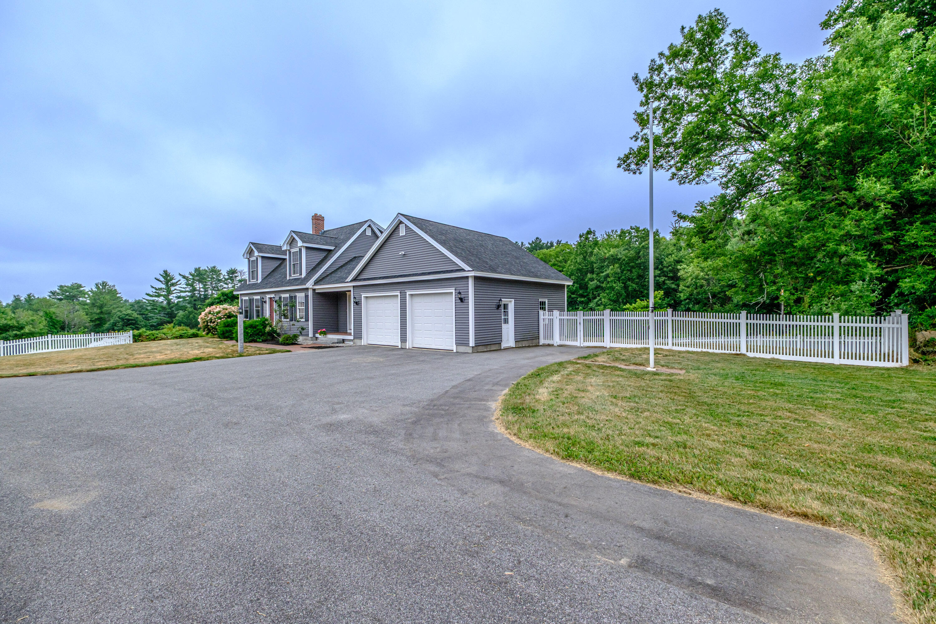 main property photo 64