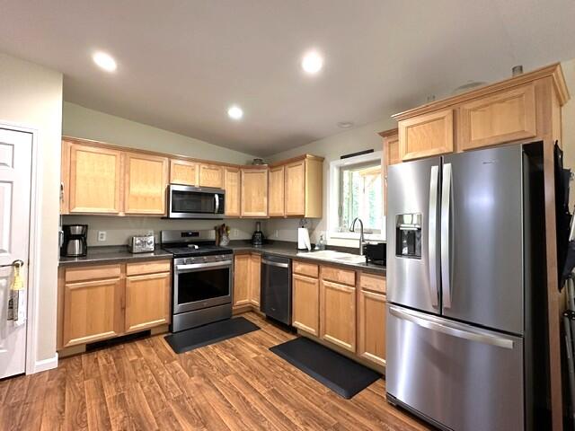 main property photo 12