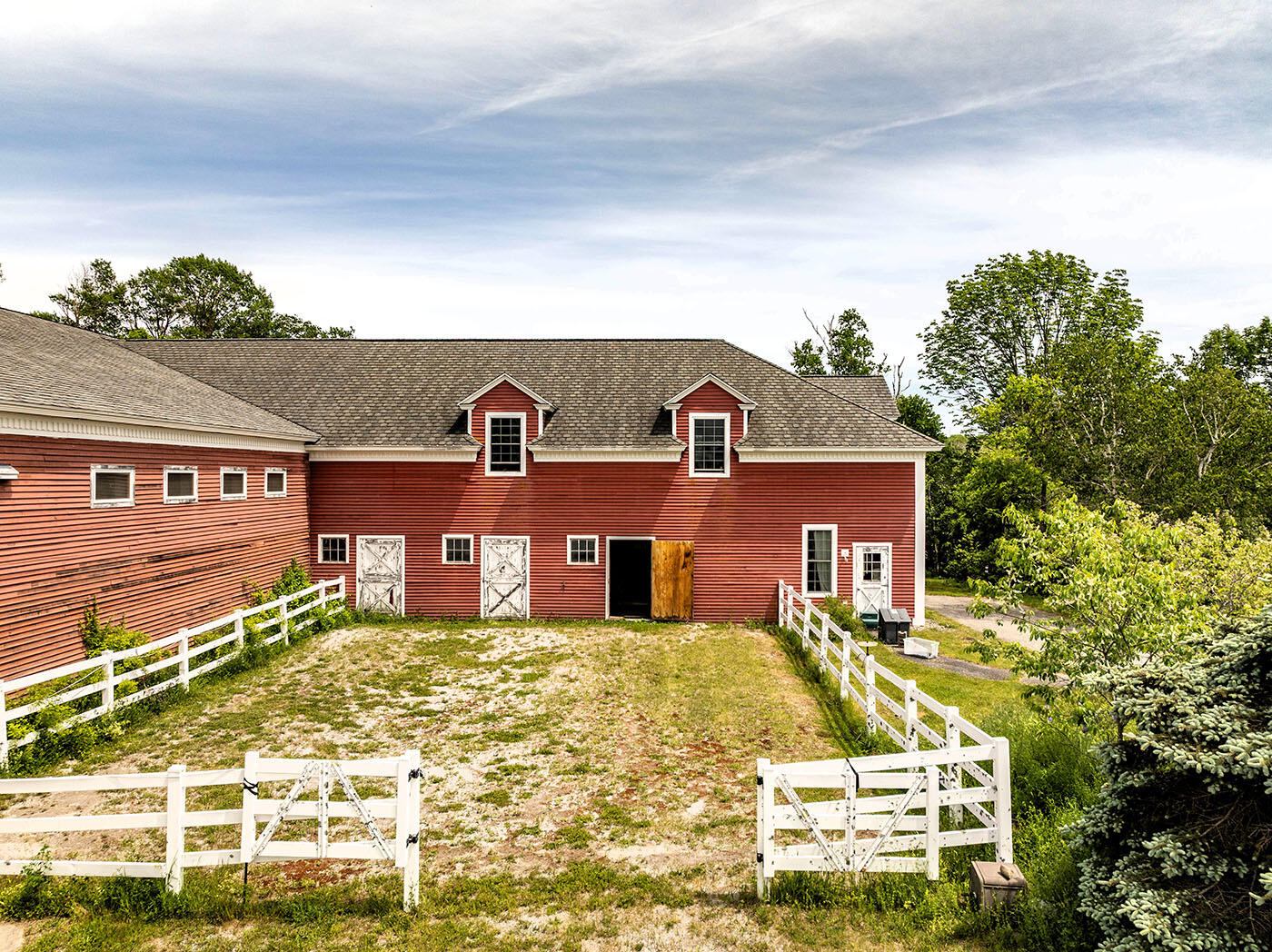 main property photo 26