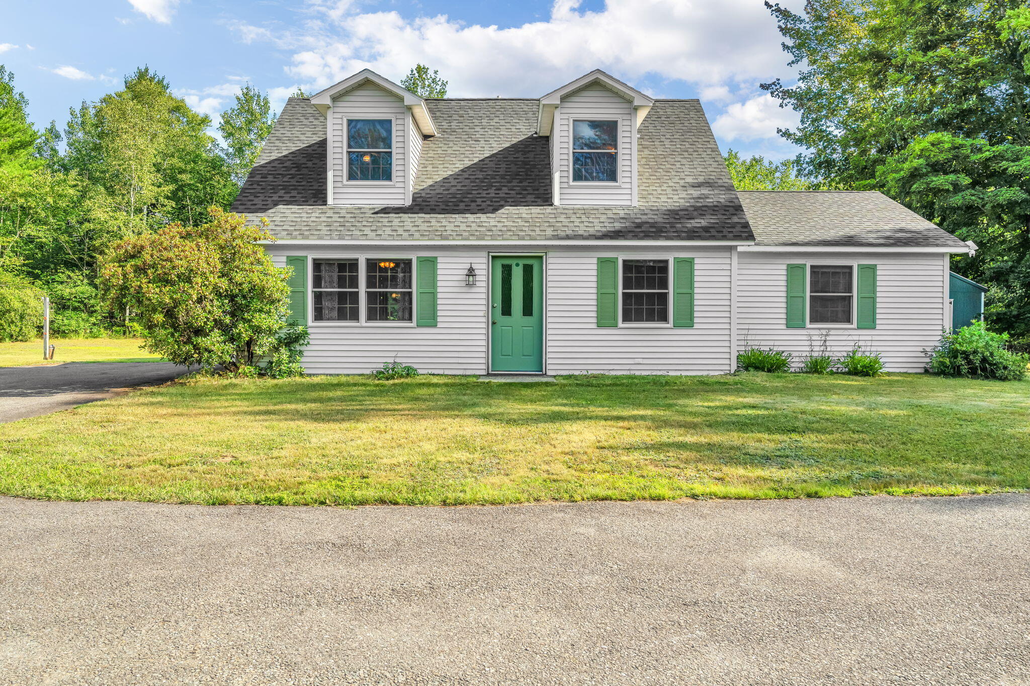 main property photo 34