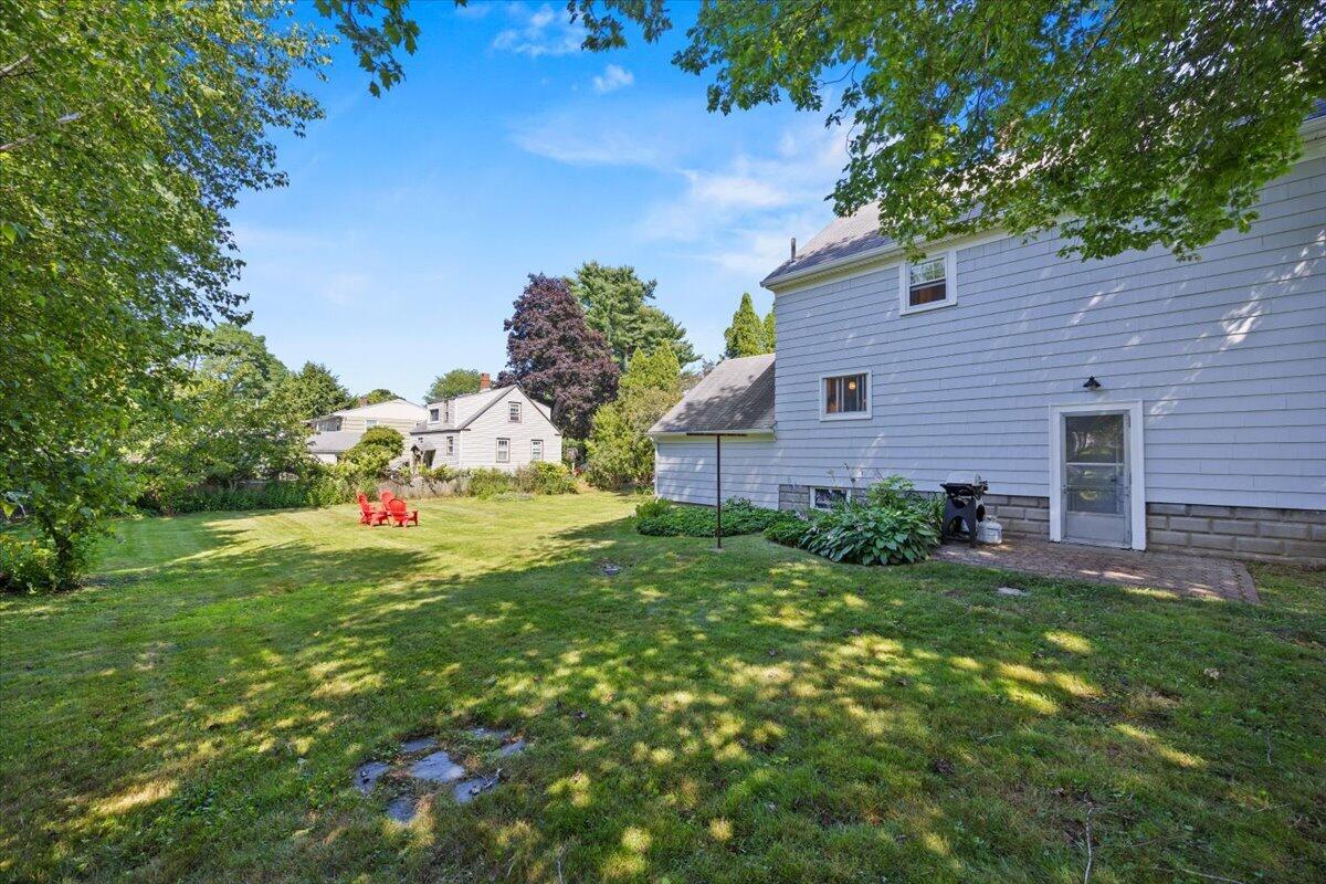 main property photo 25