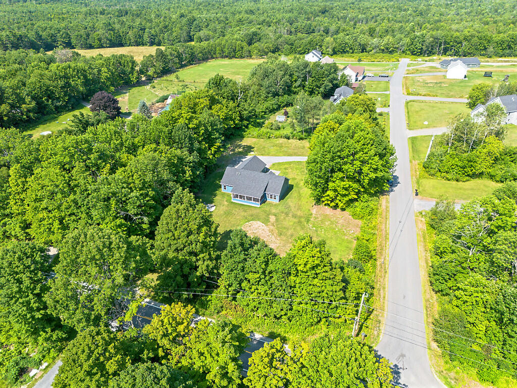 main property photo 20