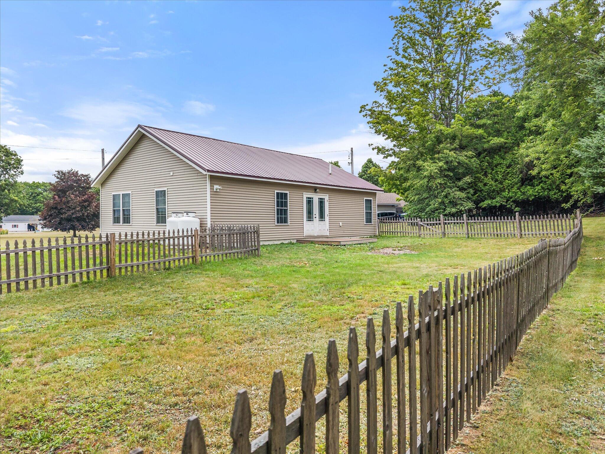 main property photo 66