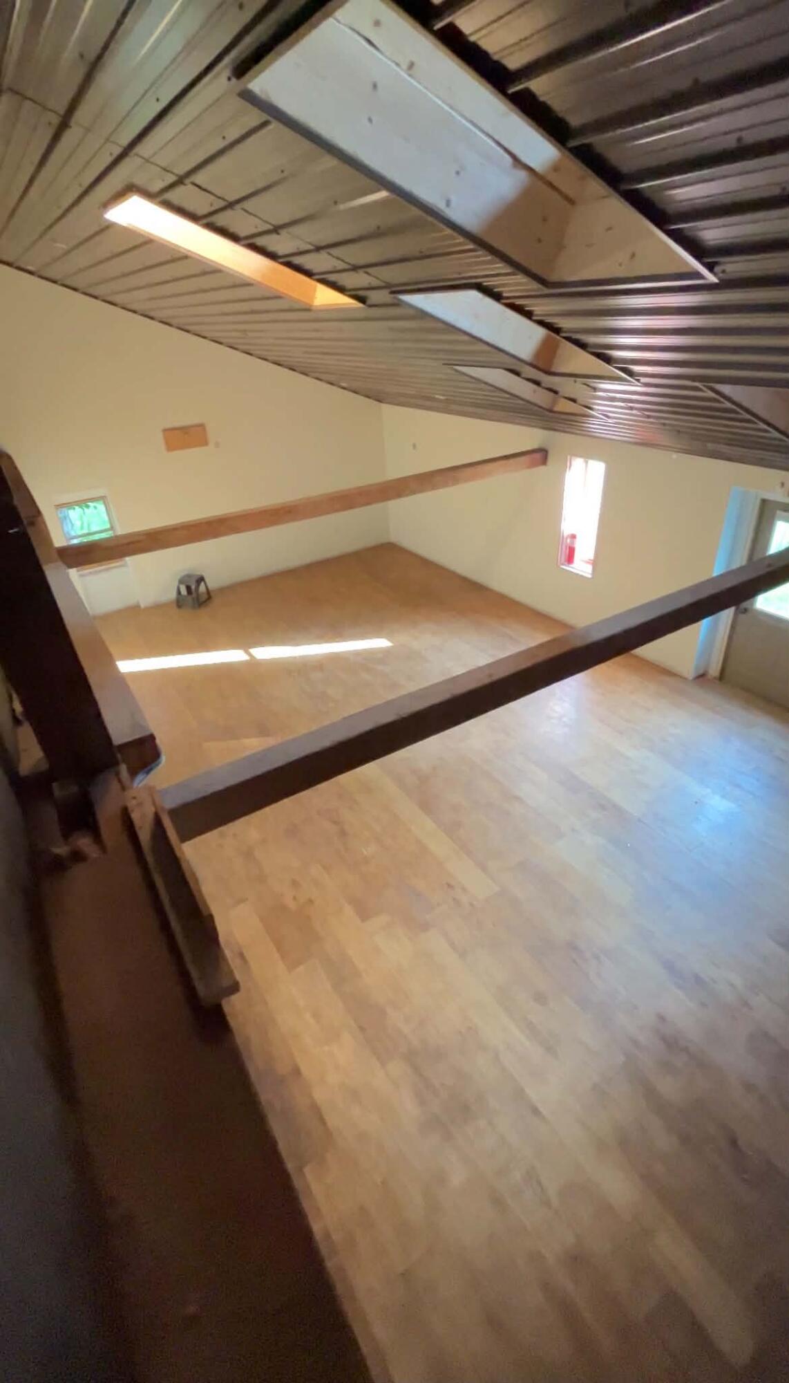 main property photo 16